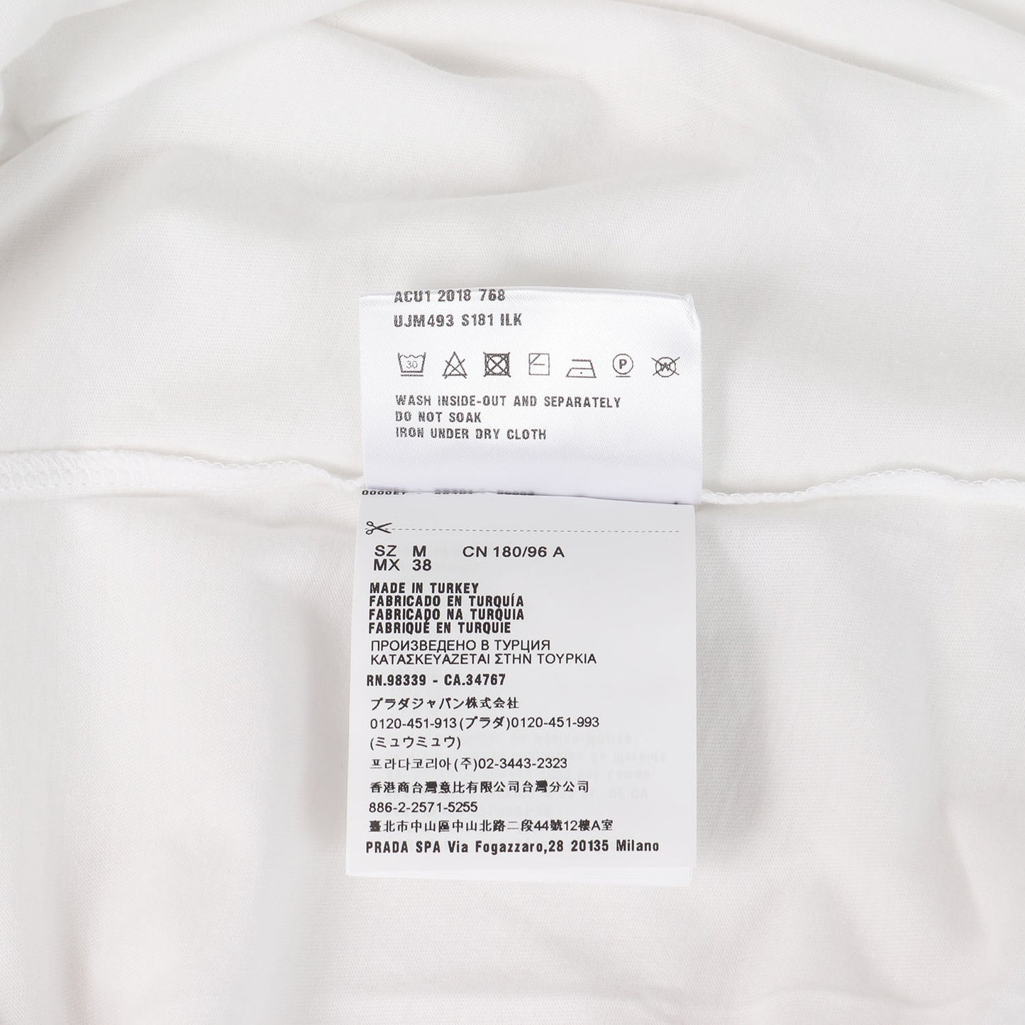 三角ワッペン付き プレーン Vネック Tシャツ