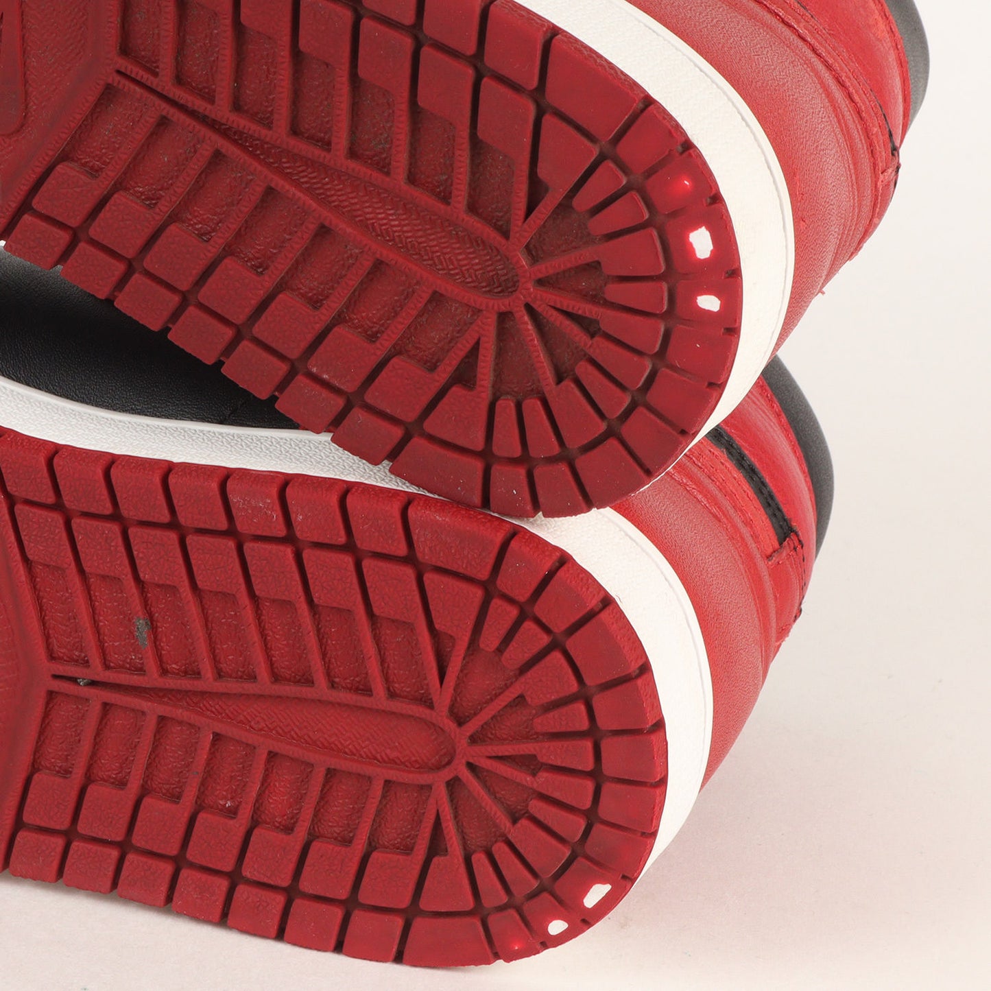 AIR JORDAN 1 RETRO HI OG BANNED (2016年製 / 555088-001)