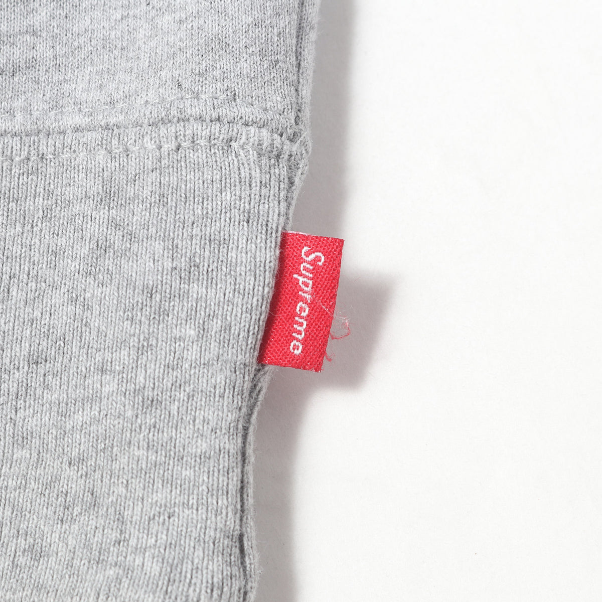 23AW スモールBOXロゴ スウェットパーカー(Small Box Drawcord Hooded Sweatshirt)