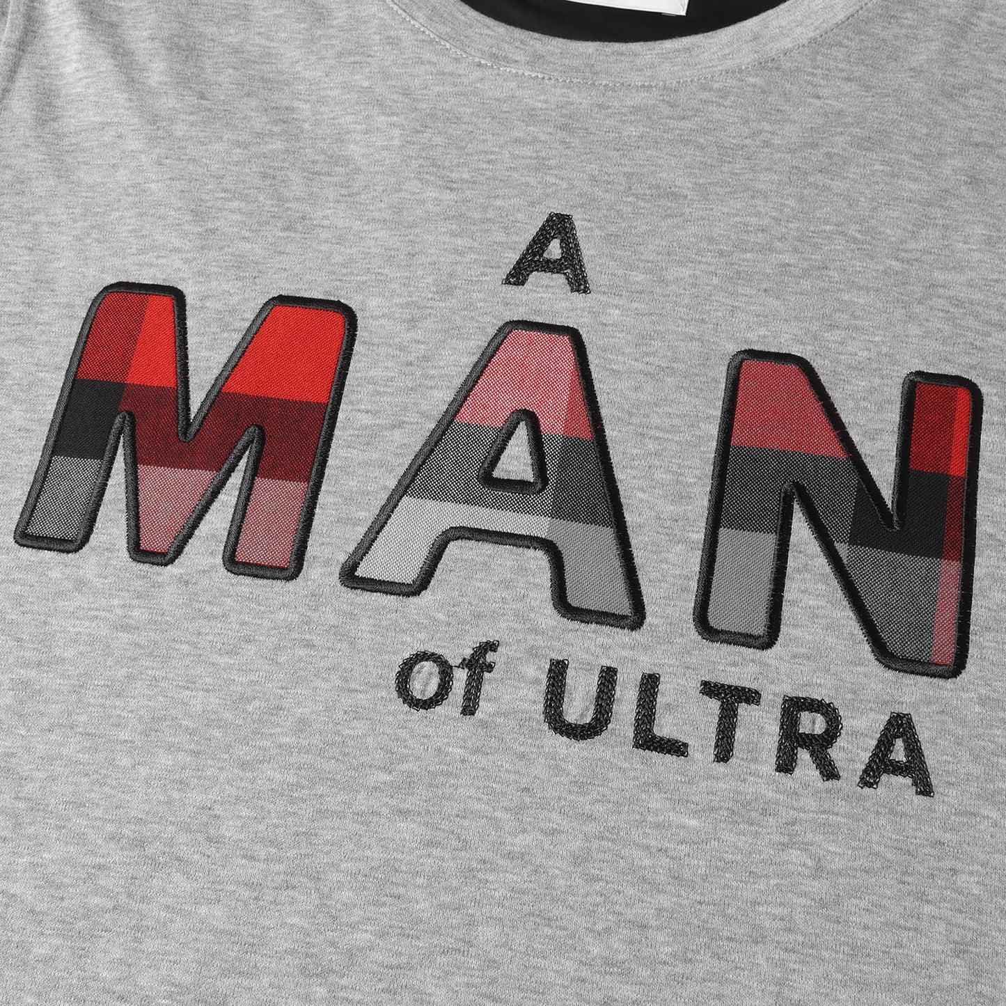 × A MAN of ULTRA ロゴ チェック ワッペン 刺繍 Tシャツ (51P87-387-03) / クルーネック ウルトラマン 円谷プロ