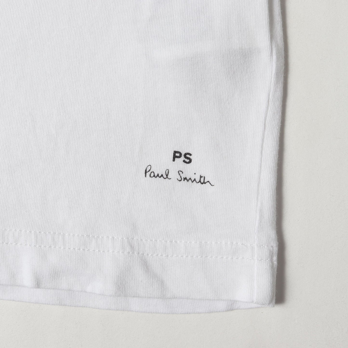 シグネチャー ロゴ プリント Tシャツ (HELLO PRINT T-SHIRT 282533 011R) / PS