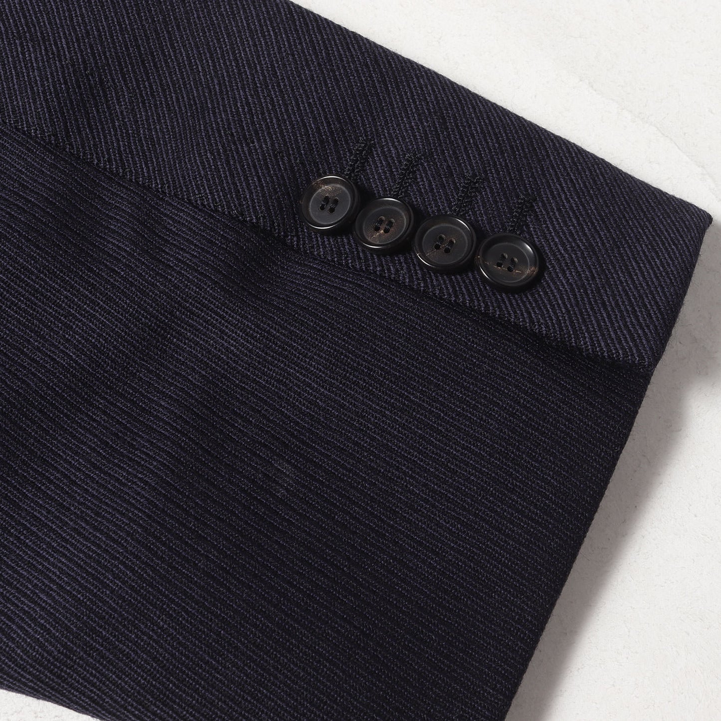 ウール サージ 段返り3B シングル チェスター コート (CUAG307) / アウター 羽織 定番 ベーシック イタカジ オフィカジ ビジカジ Sartoria Attolini