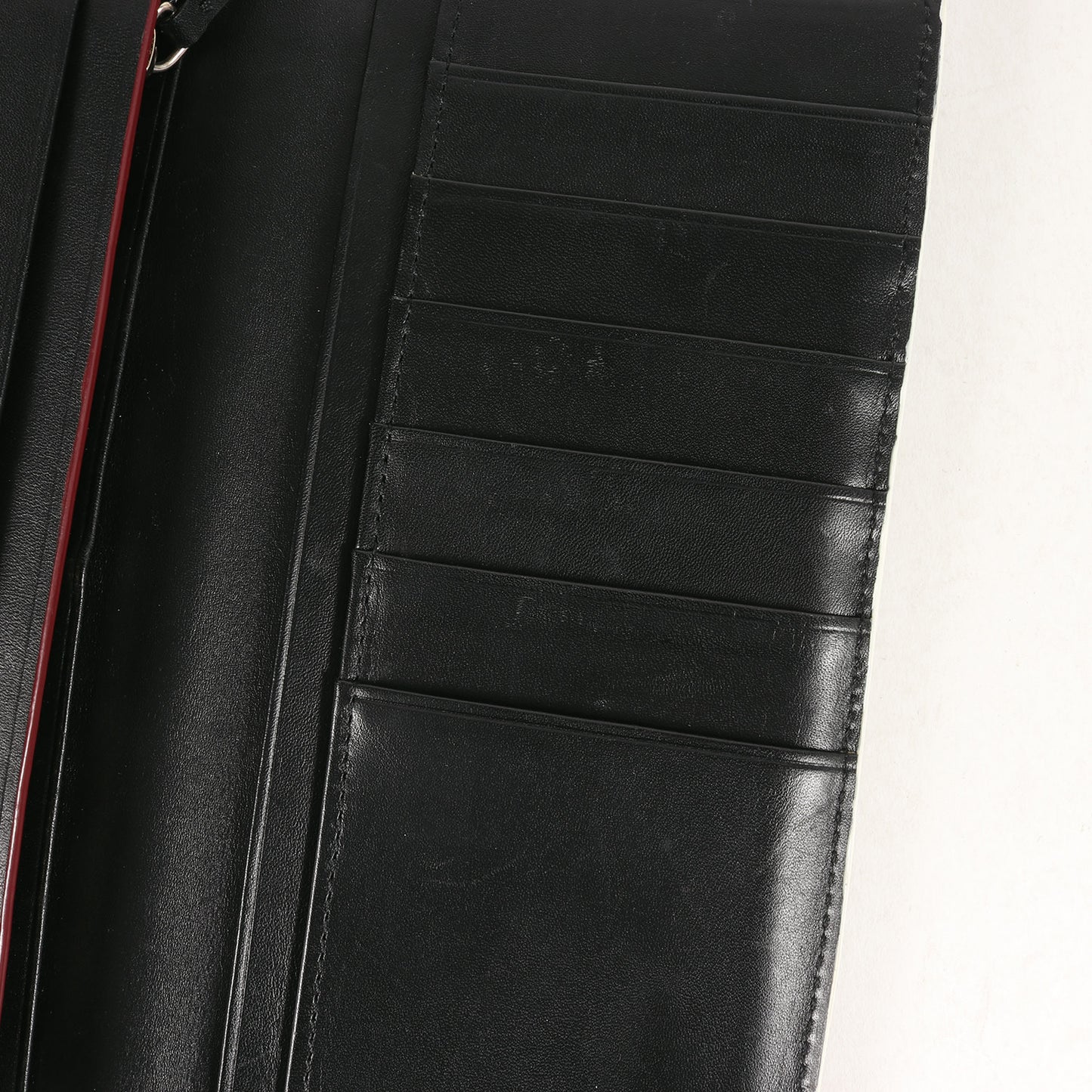 シグネチャーロゴ エンボス レザー ロング ウォレット / 長財布