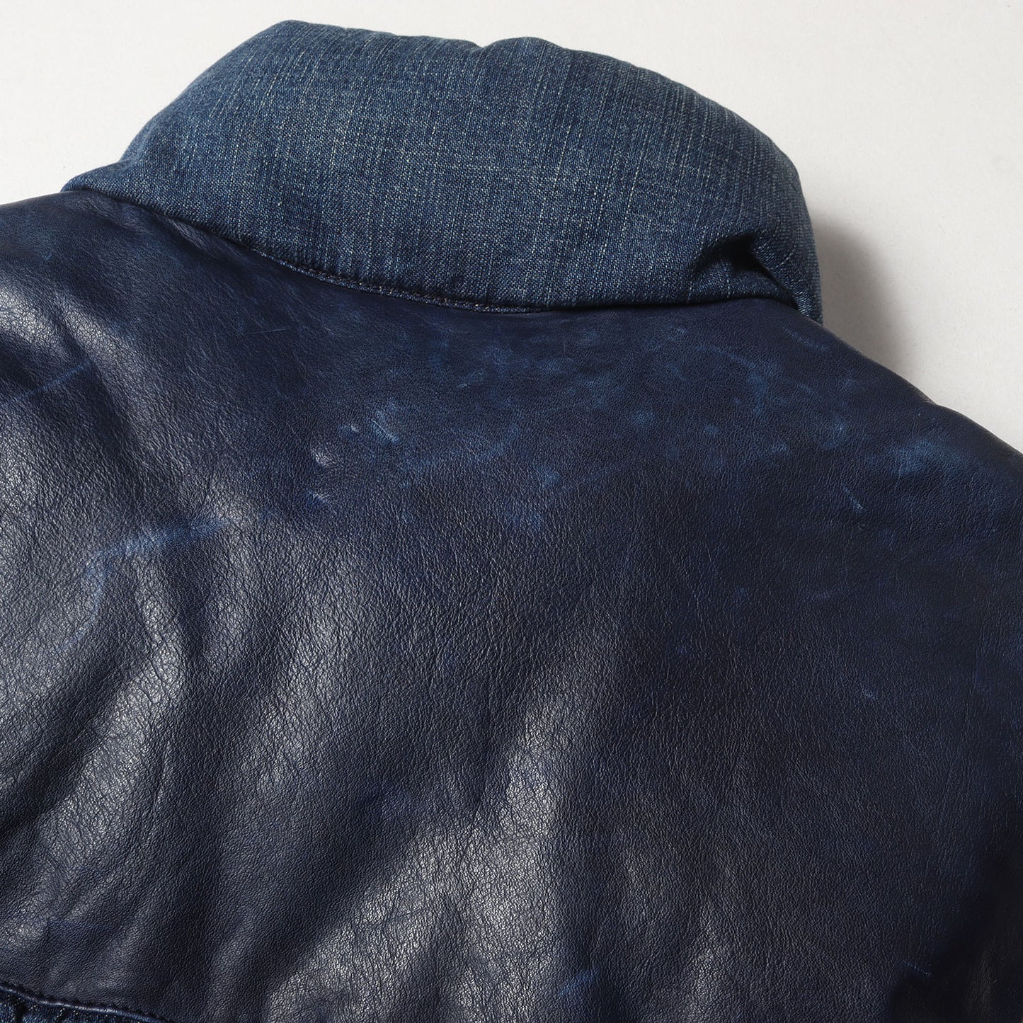 BEAMS PLUS 別注 ヴィンテージ加工 レザーヨーク デニム ダウン ベスト / コンチョボタン アメカジ