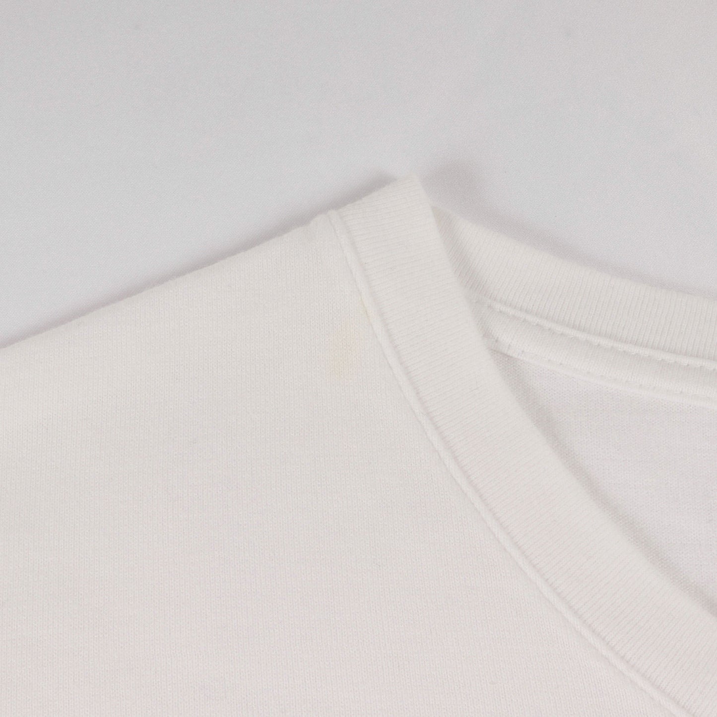 Vネック プレーン Tシャツ