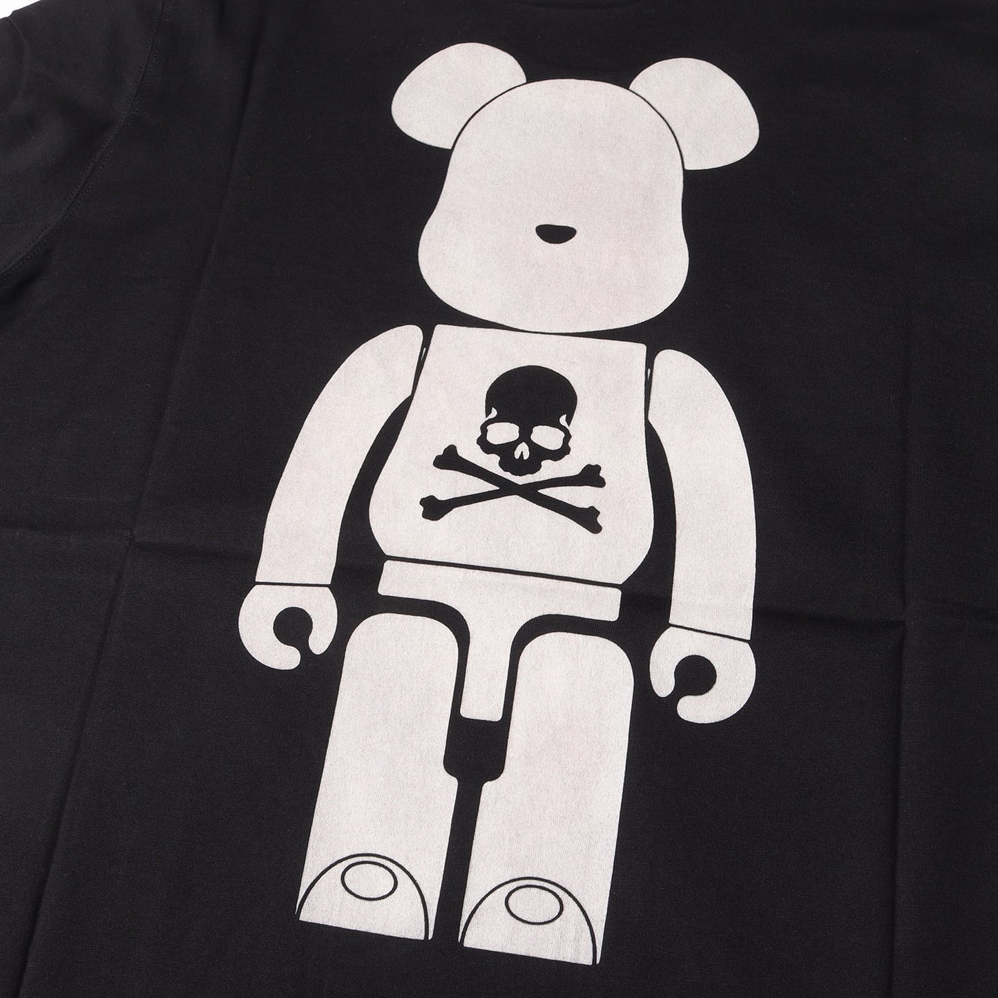 × MEDICOM TOY BE@RBRICK ロゴ クロススカル バインダーネック Tシャツ (MMC2-TS01-041)