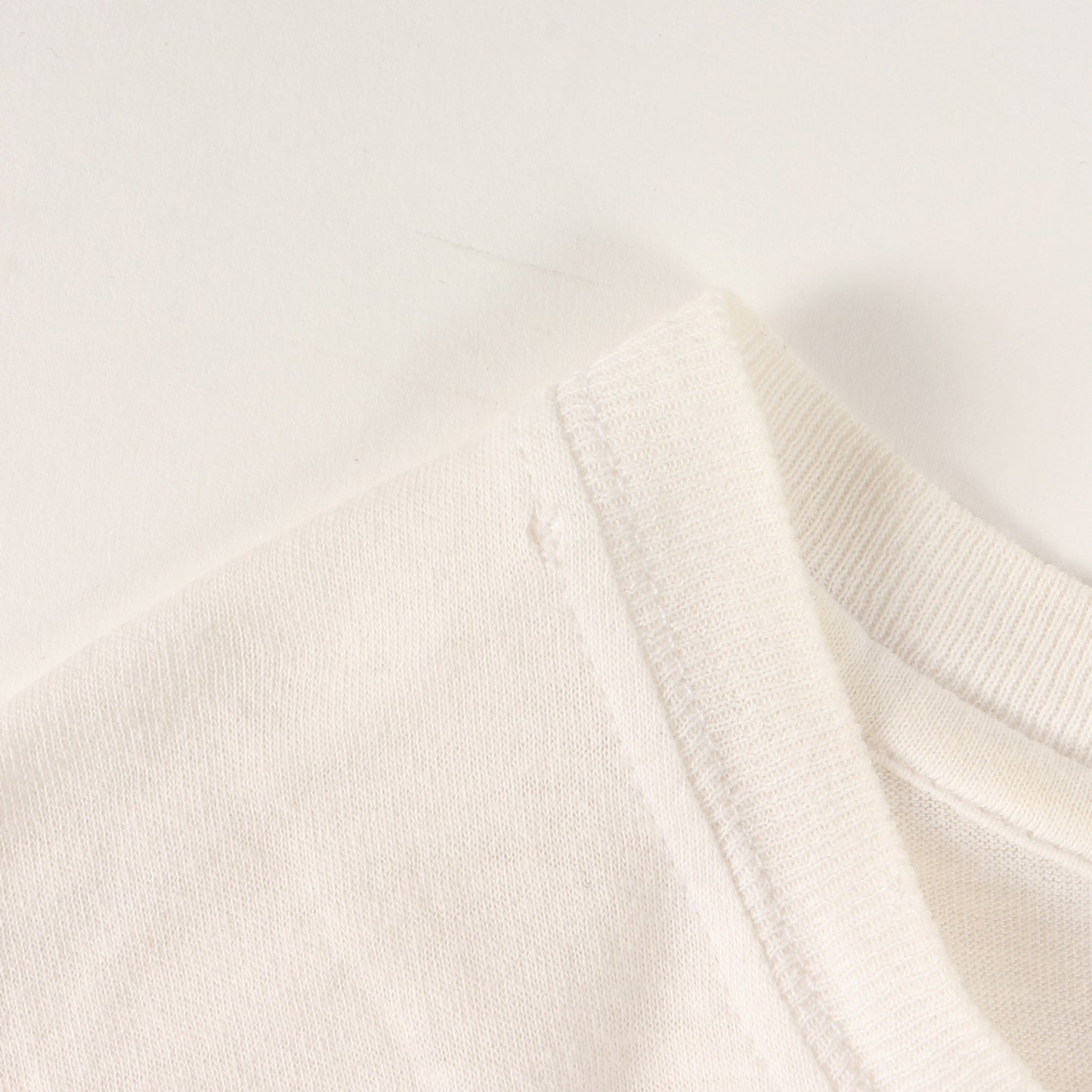 現行モデル ヴィンテージ ロゴ ウォッシュド オーバーサイズ Tシャツ (440103 X3F05)