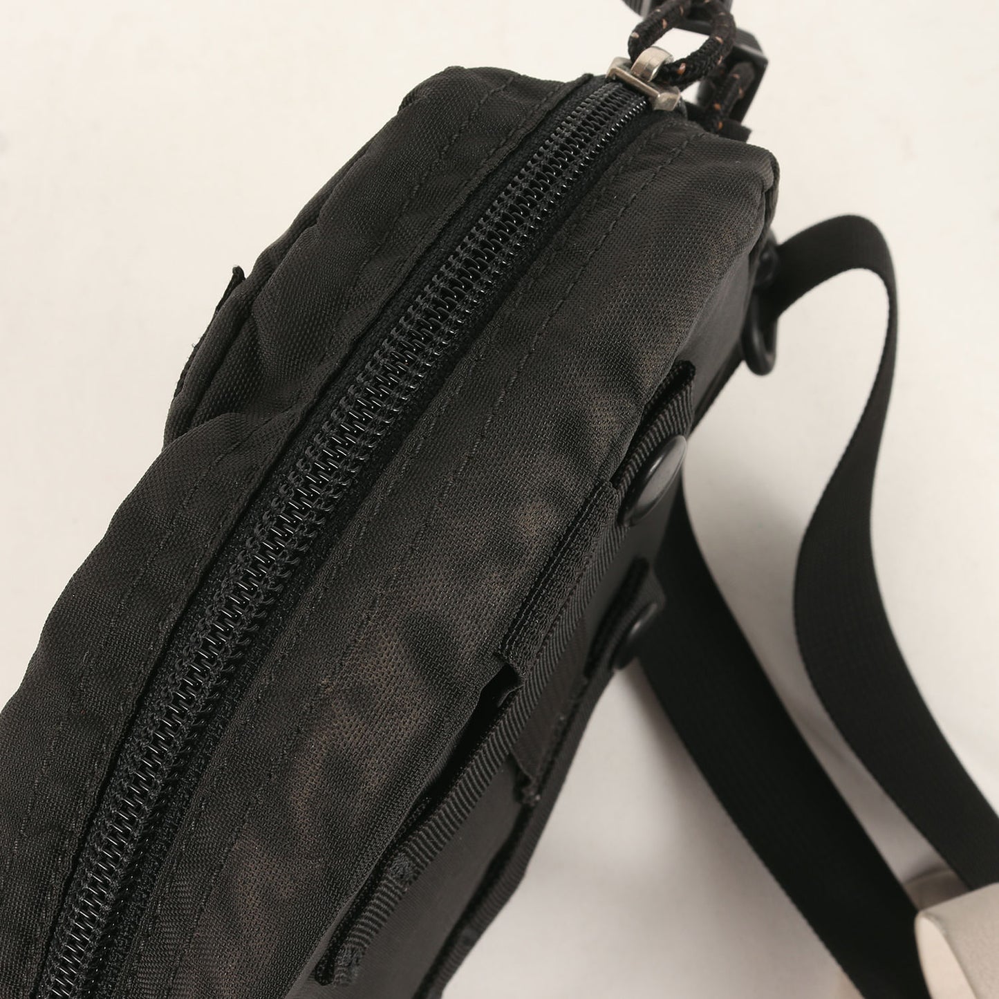 90s 旧ロゴ キャンバス ミディアム ショルダー バッグ / サコッシュ 肩掛け 斜め掛け カバン 定番 ベーシック アウトドア MADE IN USA