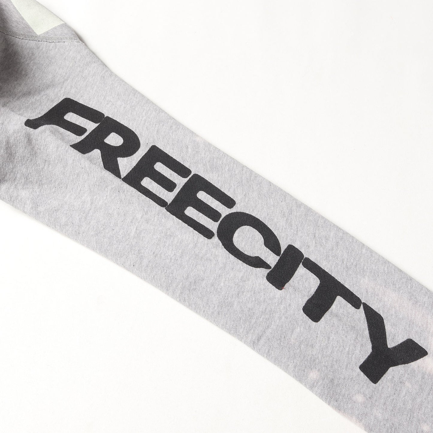 グラフィック ブリーチ加工 ラグランスリーブ ロゴ ライトウェイト スウェット パーカー / 裏毛