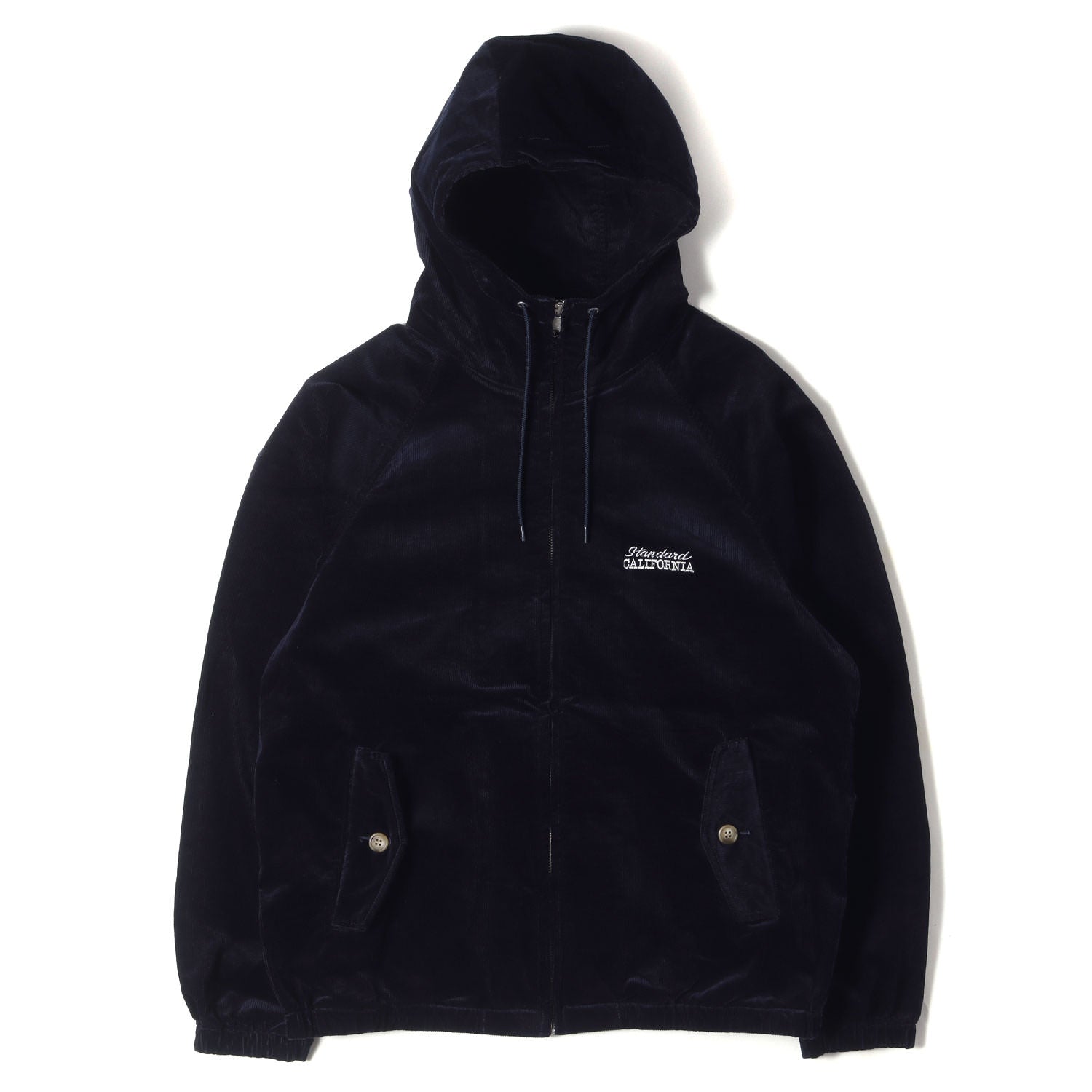 STANDARD CALIFORNIA (スタンダードカリフォルニア) ロゴ ジャガード ストレッチ コーデュロイ フーディ ハリントン ジャケット  (SD STRETCH CORDUROY HOOD HARRINGTON JACKET) / ジップ ブルゾン アウター 羽織 細畝 定番 ベーシック  アメカジ サーフ - ブランド古着の ...