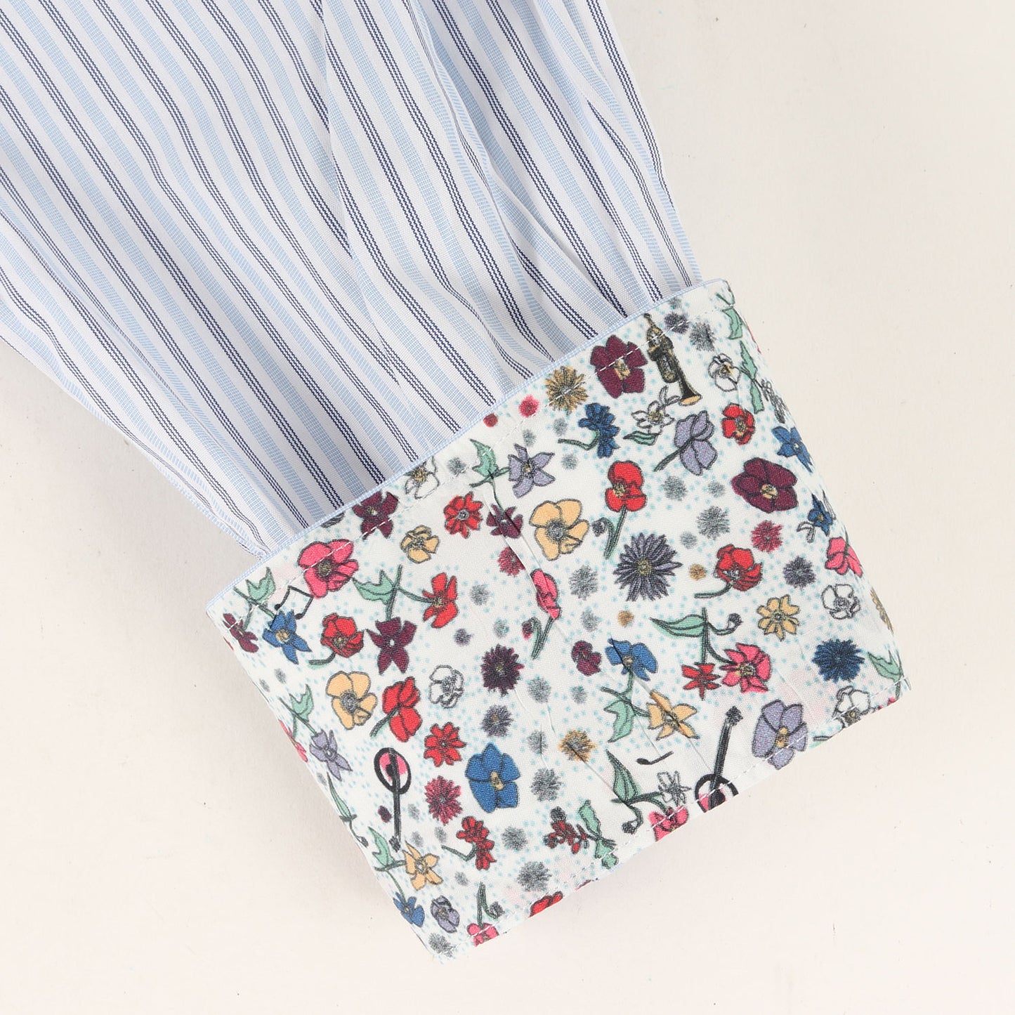 ストライプ コットン ドレス シャツ / 長袖 ビジネス ビジカジ オフィカジ フォーマル 袖裏 花柄 フラワー