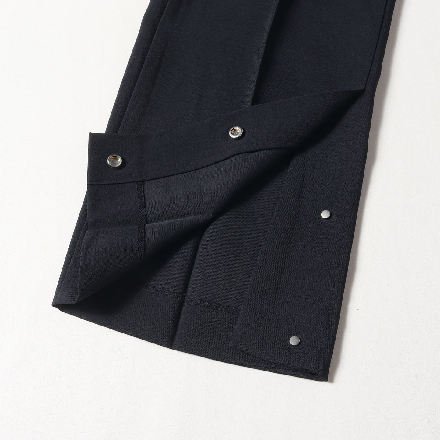 中空糸ツイル ツータック トラウザー パンツ (Blur Trouser MW-PT22104) / スラックス