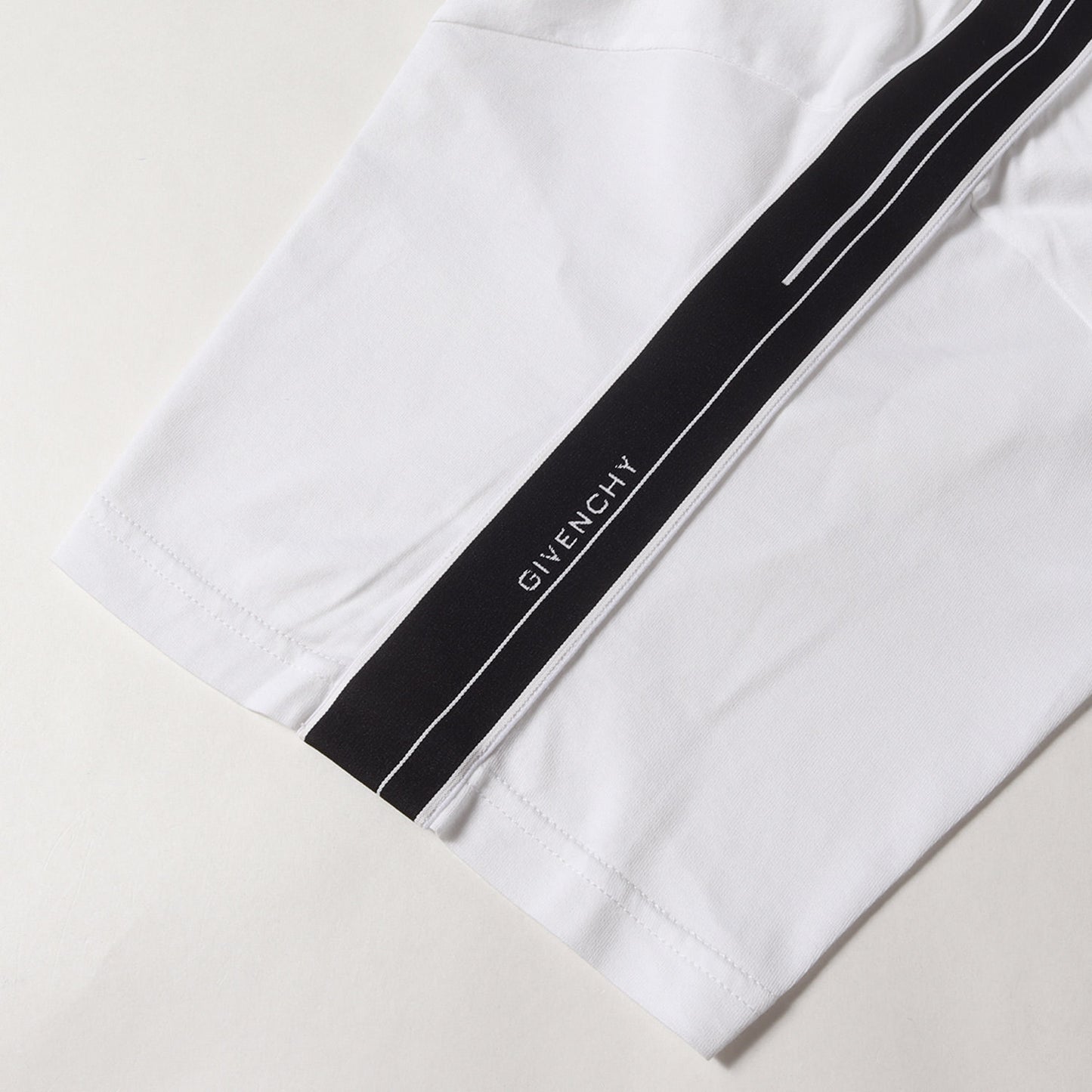 20AW ショルダー ロゴ ジャガード テープ Tシャツ (TAPED SLEEVE TEE BM70UJ3002)
