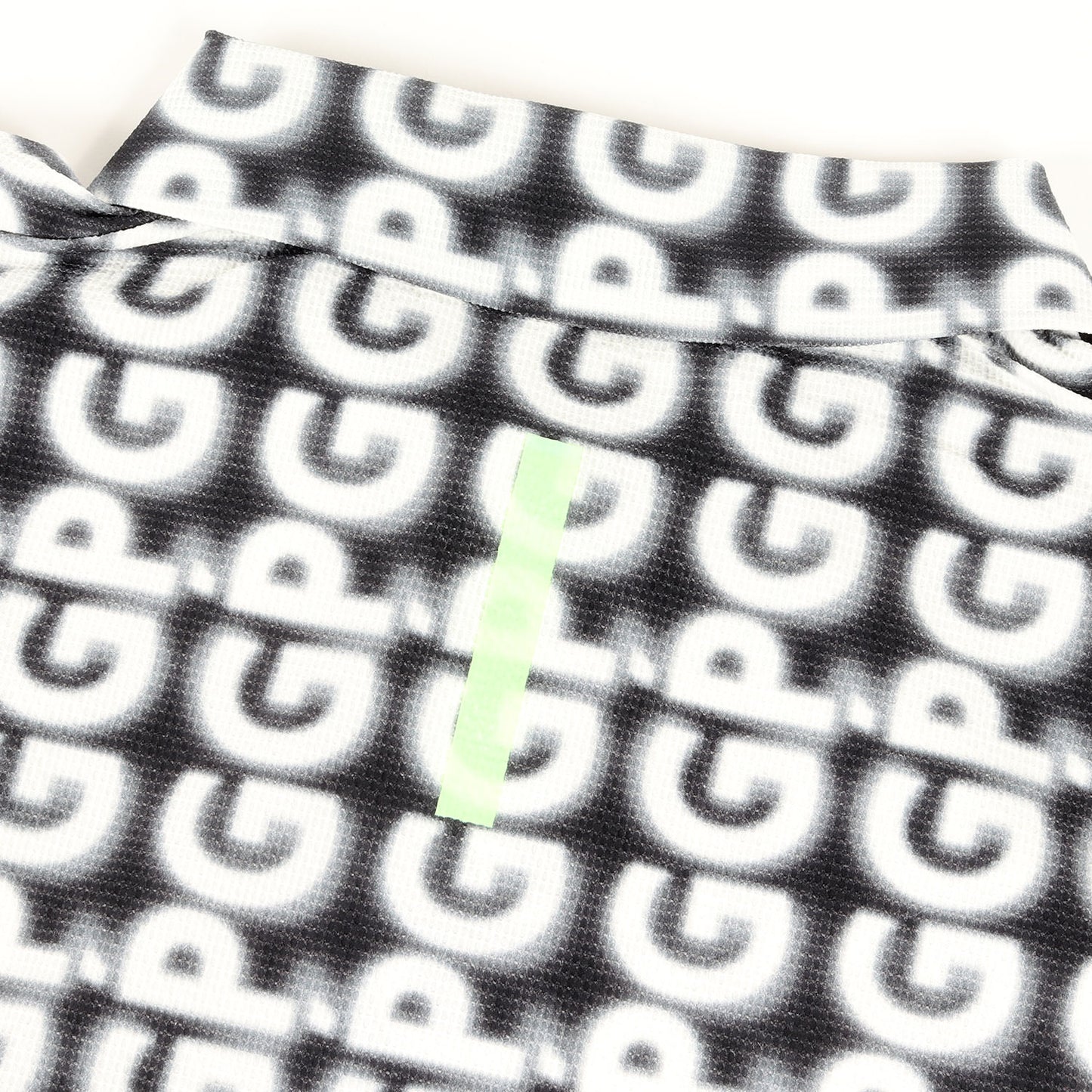 24SS リピート ロゴ 総柄 ストレッチ ナイロン ポロシャツ (Nyドビーストレッチ 半袖ポロシャツ 268-4260603)