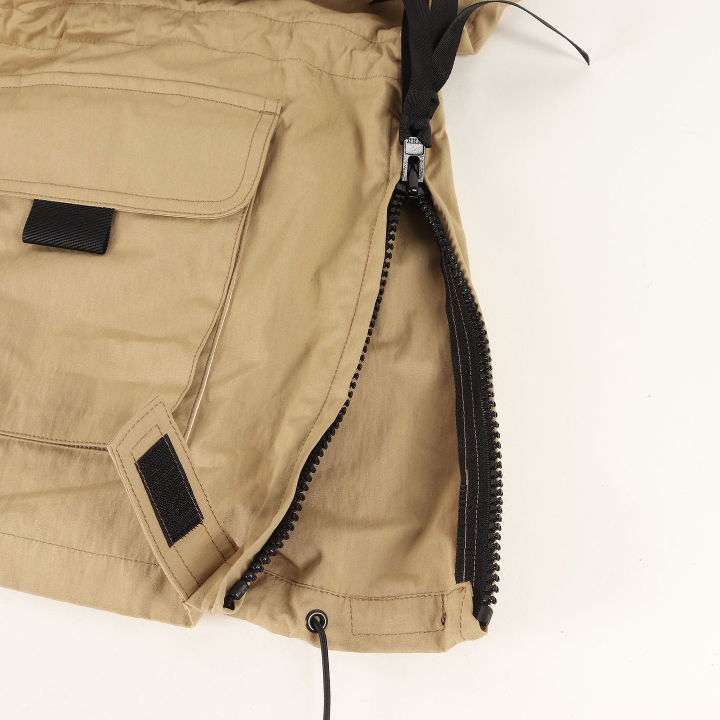 24SS サイドスリット ダブルジップ サテン マウンテン パーカー ブルゾン (WM-J016) / ジャケット 定番 ベーシック アウター 羽織 ラギット モード デザイナーズ ドメブラ