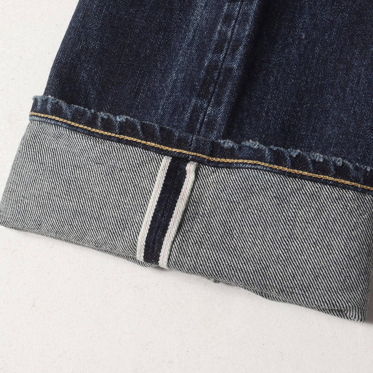 24SS エイジング加工 スリムストレート セルビッジ デニム パンツ (3years Aging Slim Straight Fit Denim Pants 3920600034) / ボタンフライ