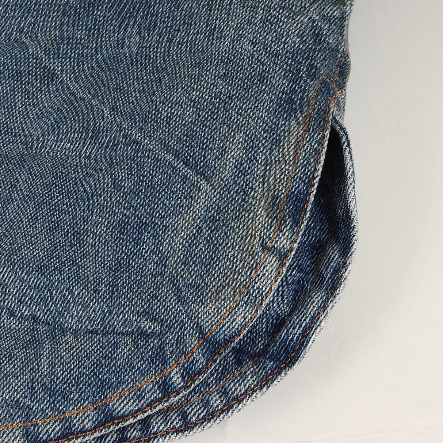 23AW 取り外し可能ファー ワンポイントロゴ 刺繍 パテッド デニム コート (S52AM0263 S30828) / ジャケット ブルゾン 中わた アウター 定番 ベーシック イタカジ ラグカジ ラグジュアリー ハイエンドカジュアル