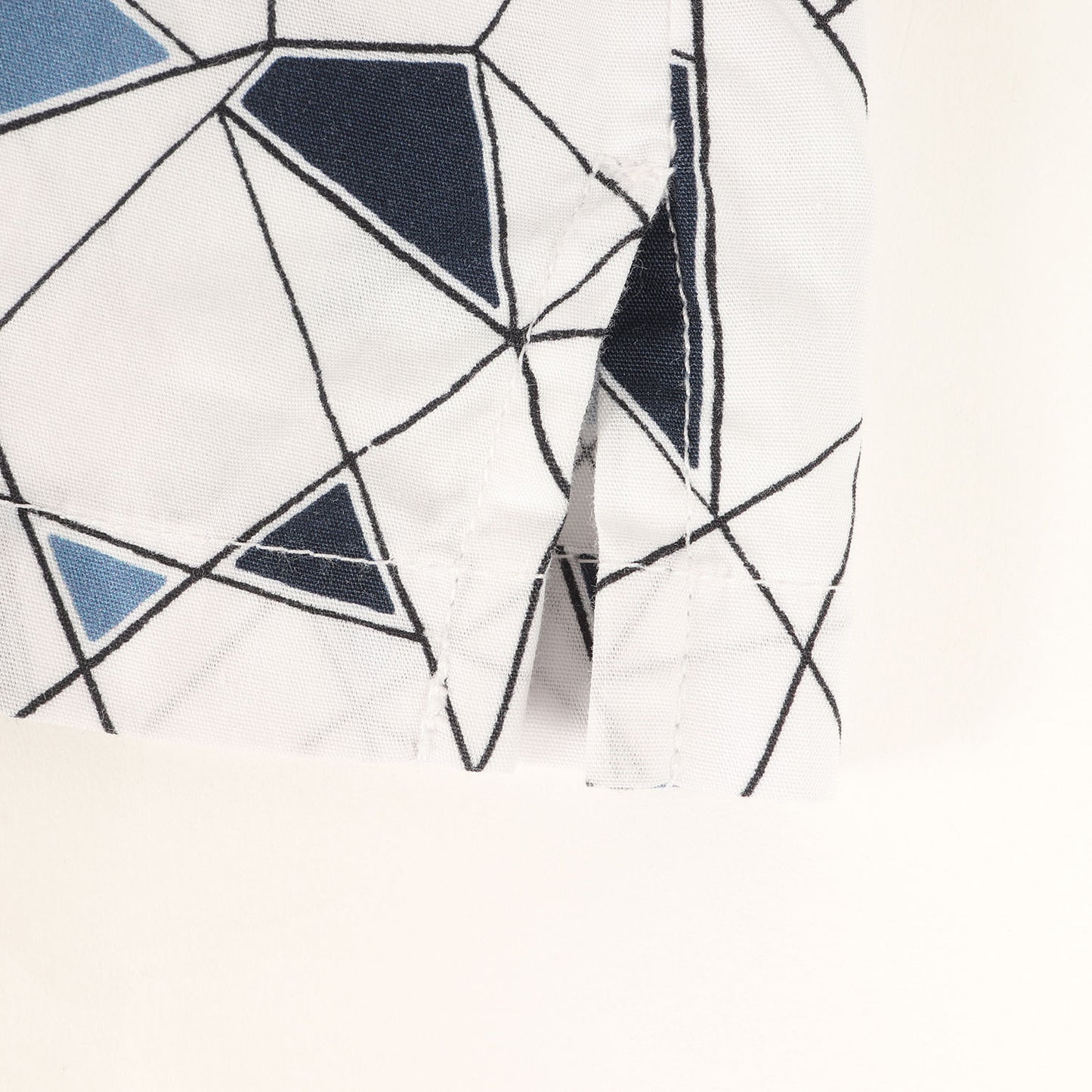 ジオメトリック 総柄 オープンカラー 半袖 シャツ (Abstract Print Standard-Fit Short-Sleeve Shirt 02-8208002)