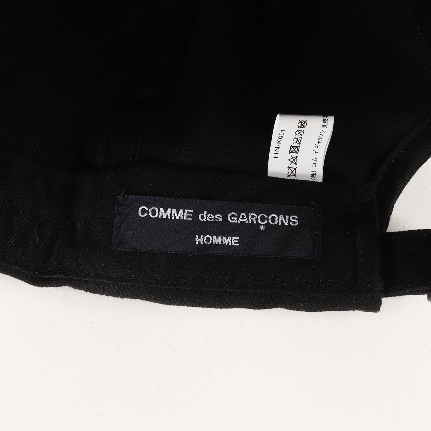 24AW ロゴ 刺繍 コットン サージ キャップ (HN-K601) / 帽子 定番 ベーシック モード デザイナーズ ドメブラ