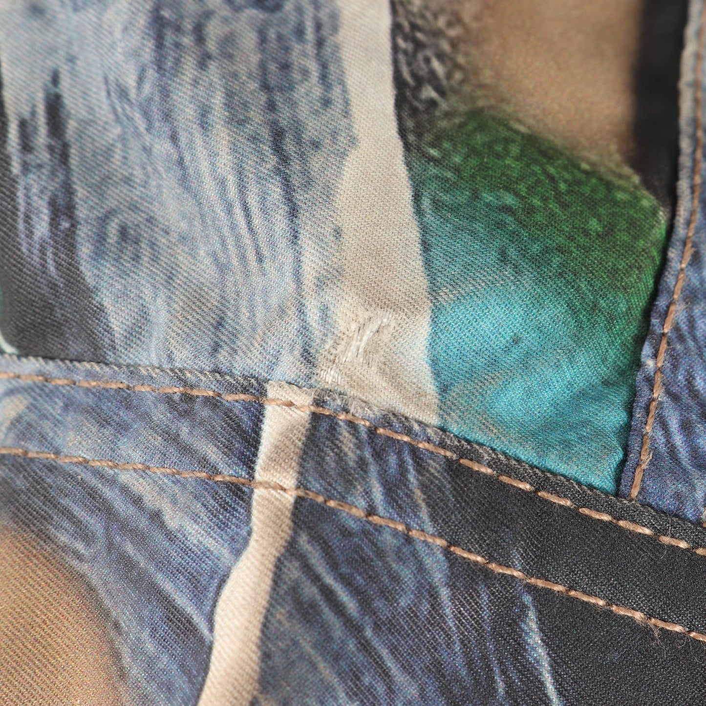 レザーカラー グラフィック 総柄 ジップ ブルゾン (COACH X MINT + SERF ジャケット CL879)