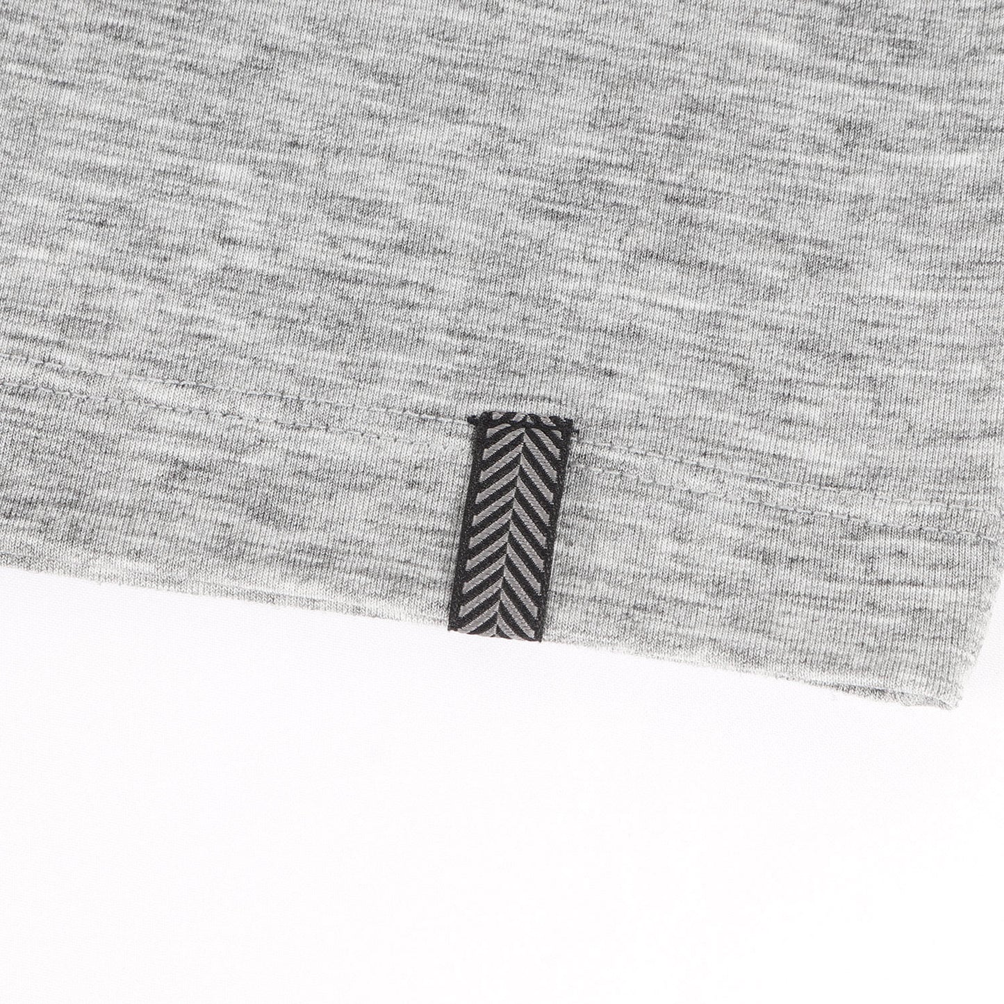 バック グラフィック ポケット Tシャツ (Graphic T-shirt GM60110P)