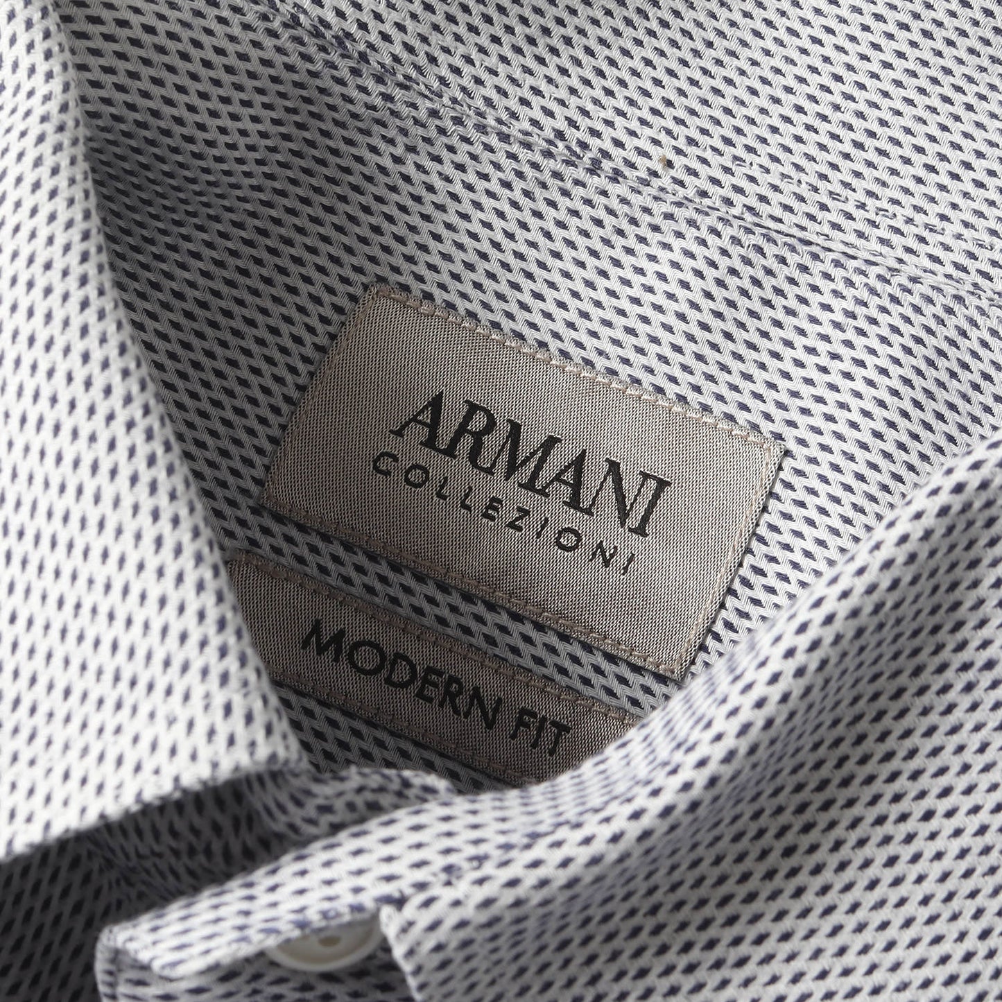 ジオメトリック 総柄 襟ボタン ドレス シャツ / MODERN FIT