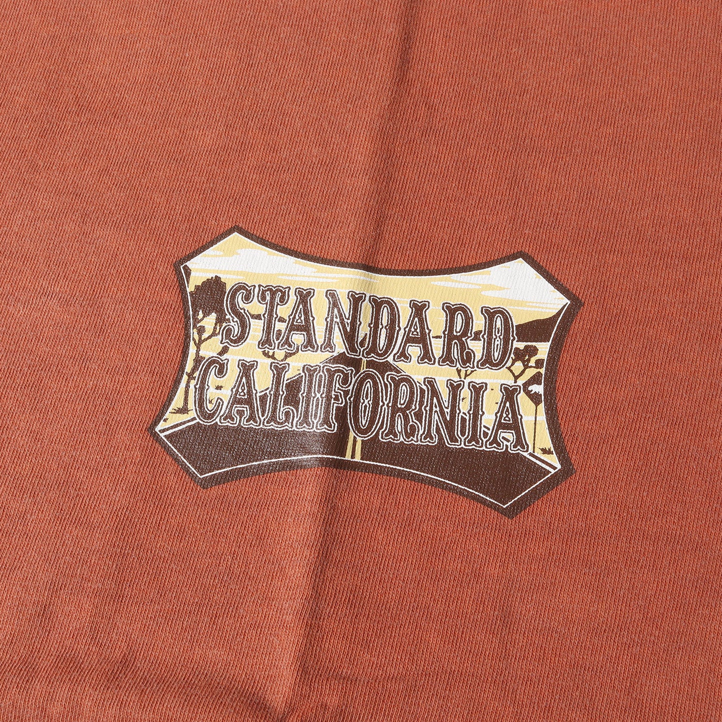 22SS ヒットザロード シールドロゴ Tシャツ (SD Hit The Road Shield Logo T)