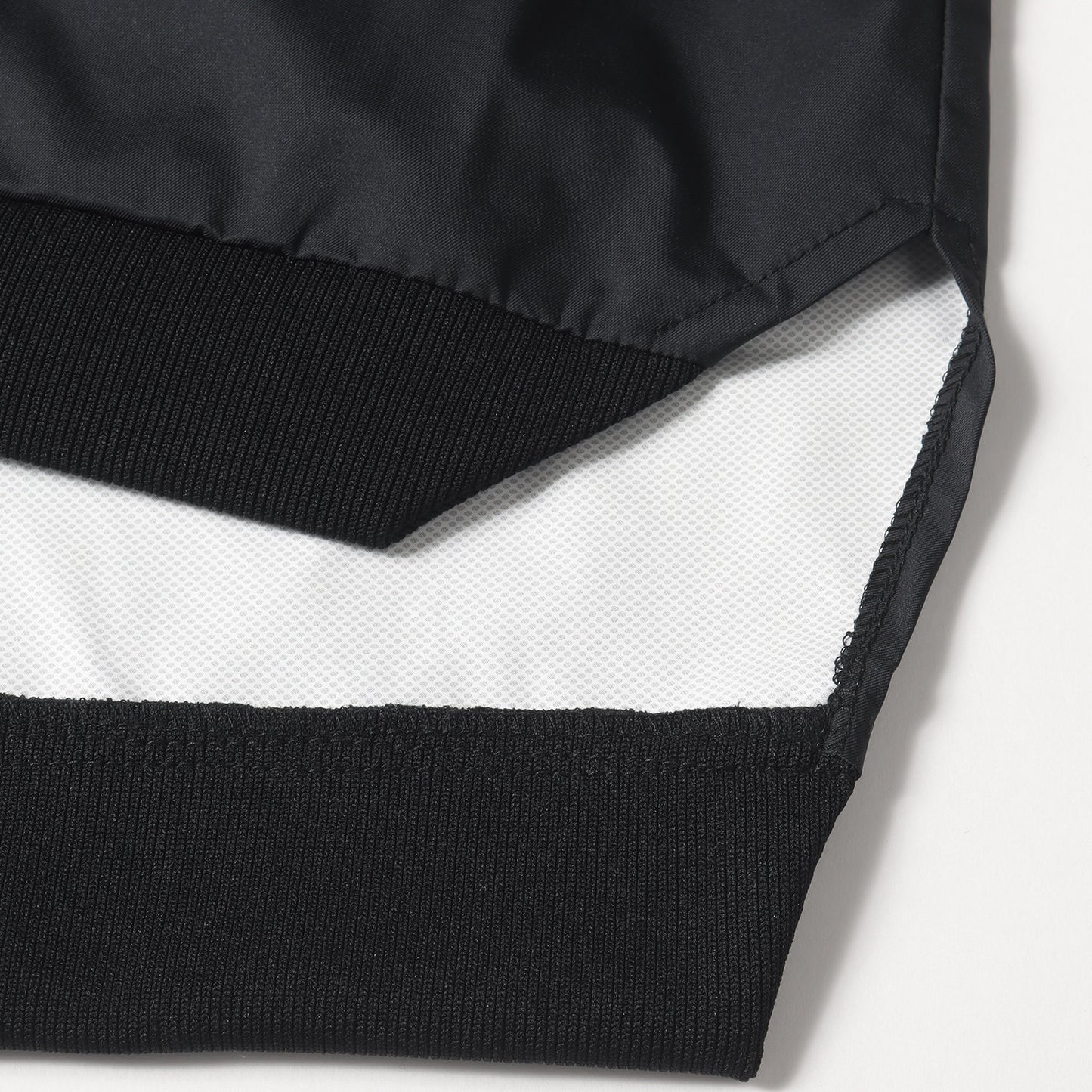 ナイロン プルオーバー トップス (VELOCITY L/S TRAINING TOP CVE-0012) / MADE IN JAPAN