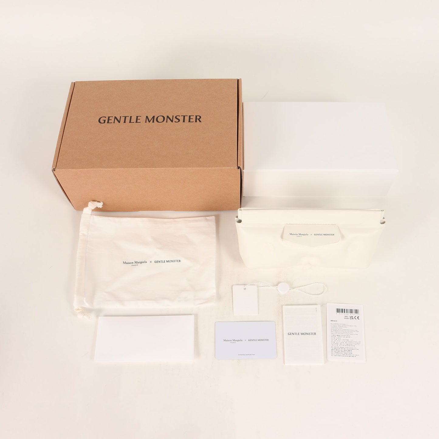 24SS × GENTLE MONSTER ゴーグルシェイプ サングラス (MM104-01) / MM8