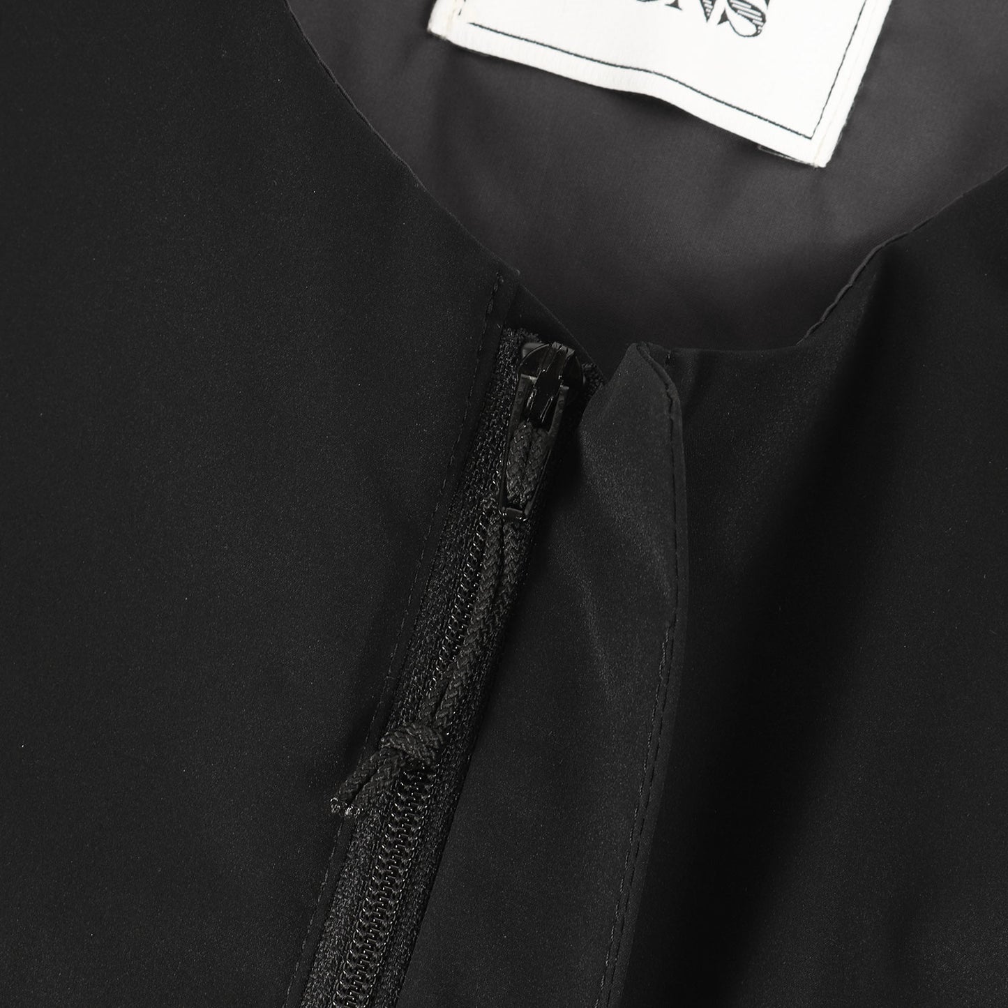 × 尾花大輔 ノーカラー ポリ ジャケット (DAISUKE OBANA PADDING CREW JACKET 5525-199-0592) / &SONS