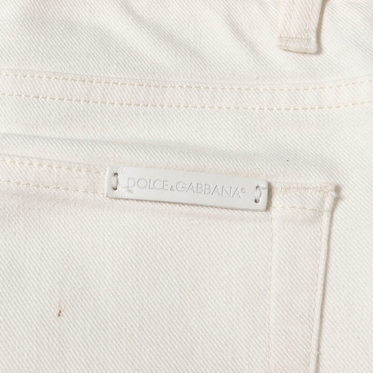 スリム テーパード ストレッチ ホワイト デニム パンツ (G6QJLD G3T27) / ジッパーフライ