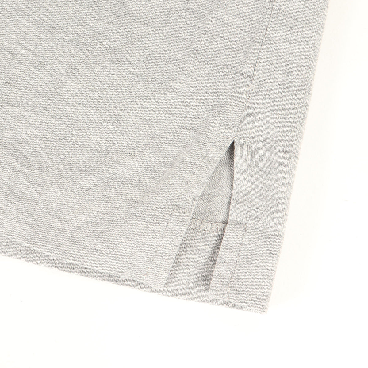 Hロゴ 刺繍 ポケット Tシャツ