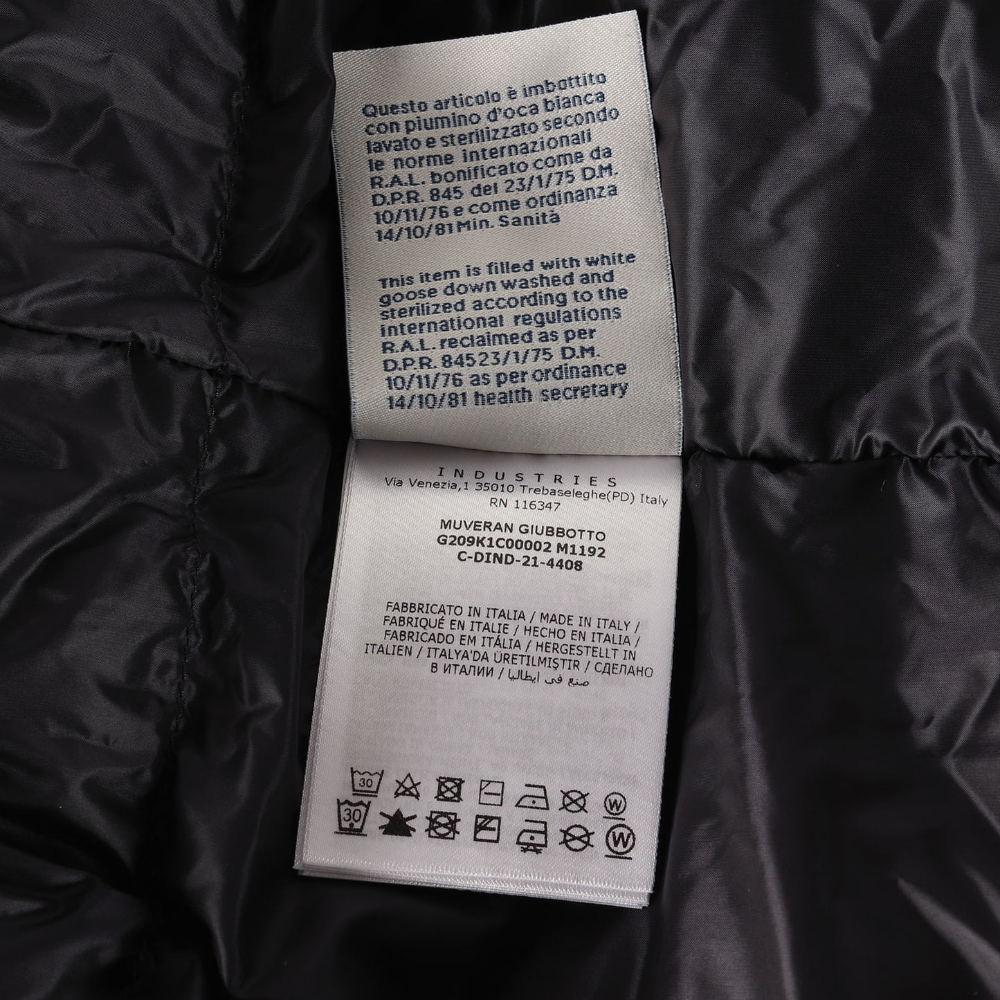 21AW × HYKE ノーカラー ダウンコート (MUVERAN GIUBBOTTO G209K1C00002 M1192) / GORE-TEX