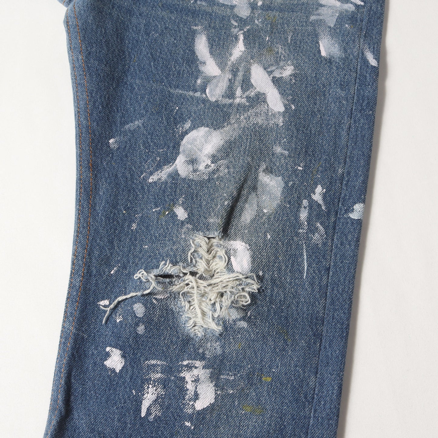 × Levi's 古着リメイク ペイント ダメージ加工 デニム スリム スキニー パンツ / MADE IN USA