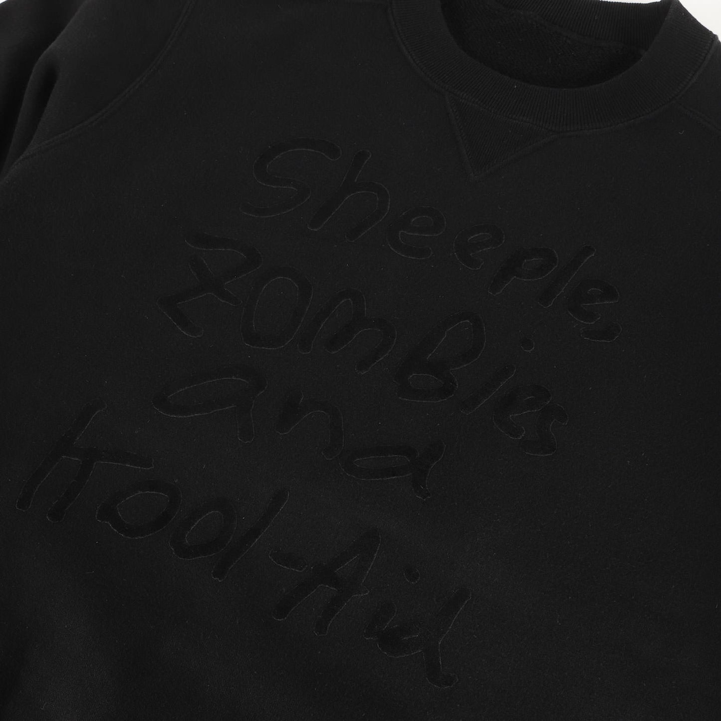 22AW × MADSAKI スラング スウェット トレーナー (Flock Print Pullover)