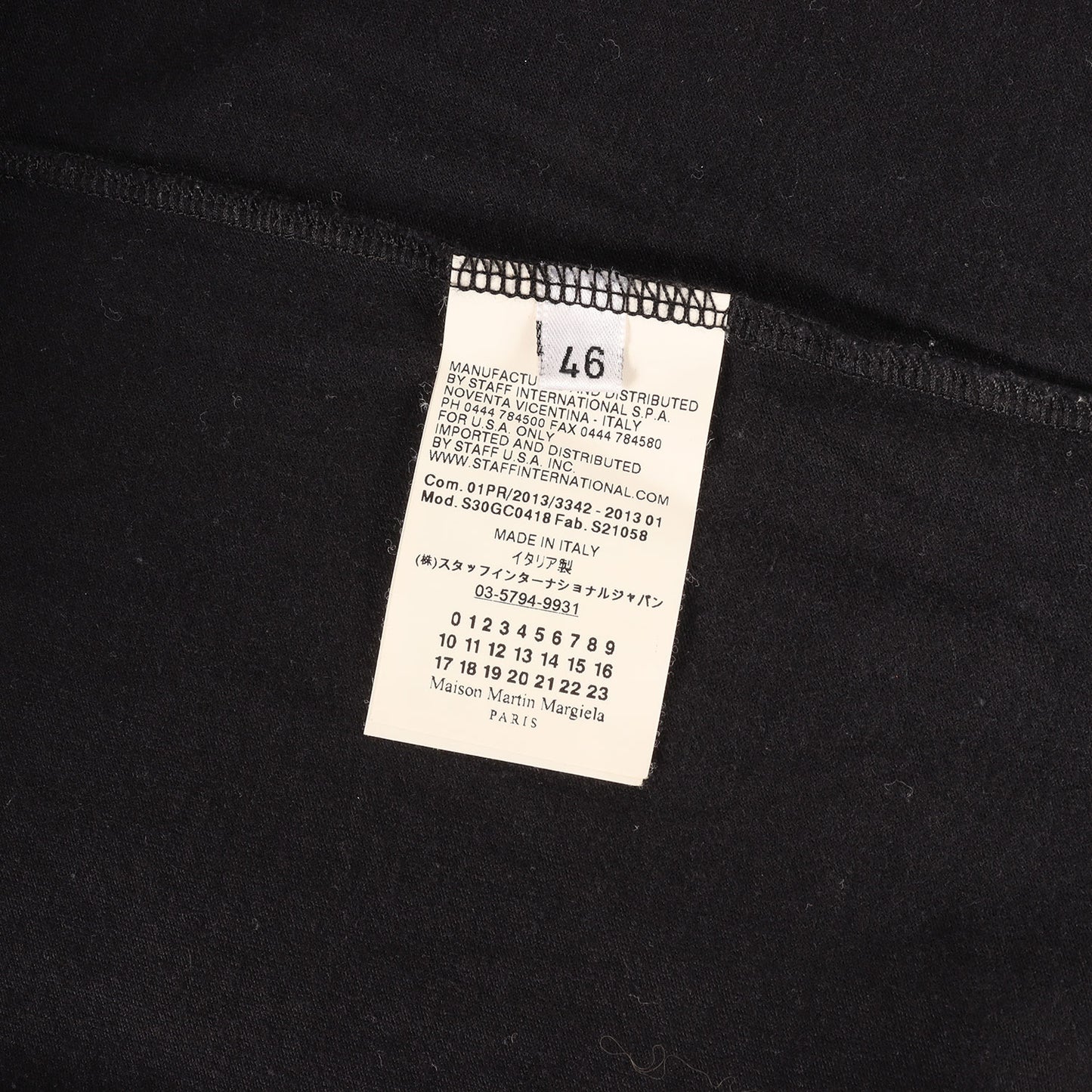ショルダーステッチ Uネック Tシャツ