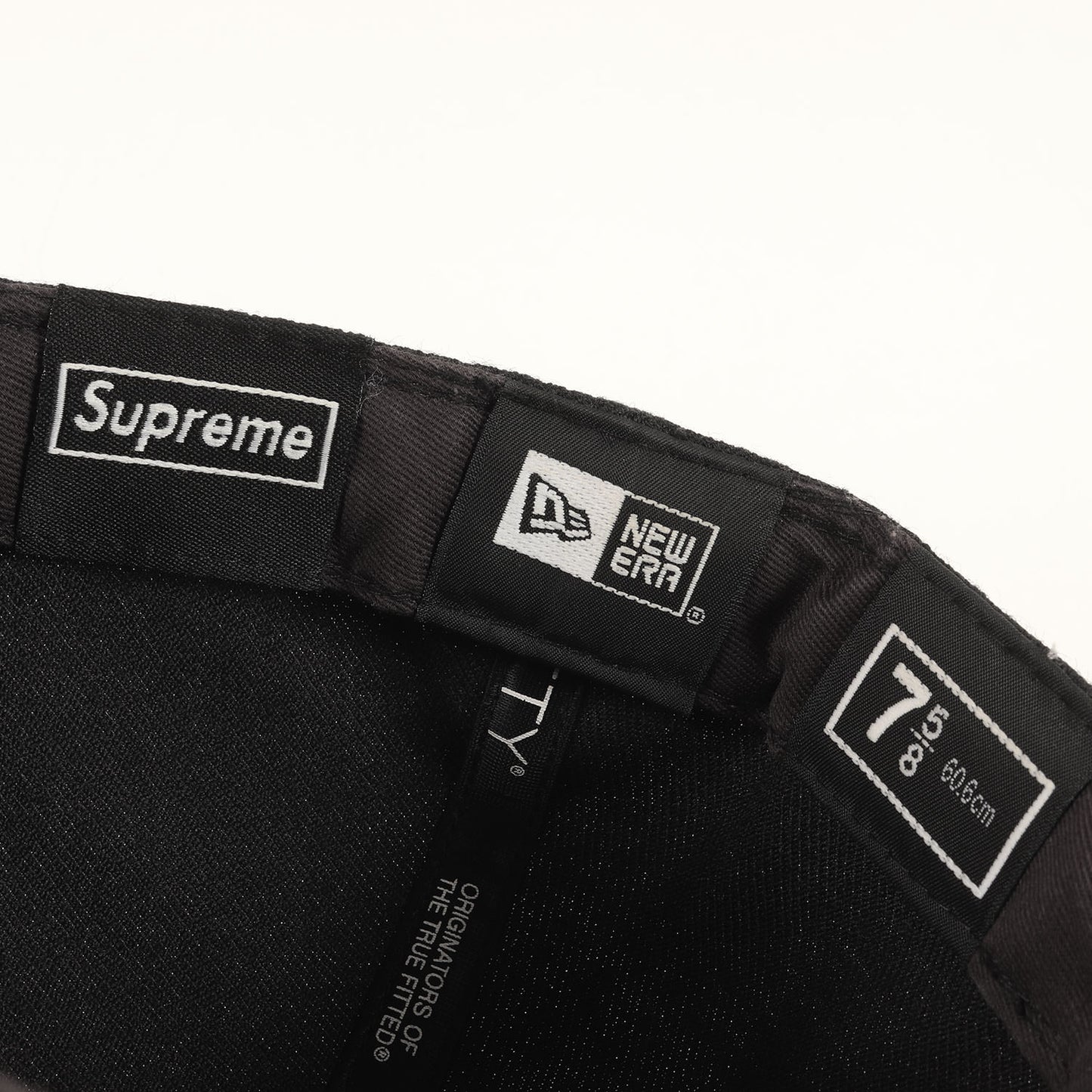× NEW ERA 59FIFTY ロゴ 刺繍 ベースボール キャップ (Funkadelic New Era)