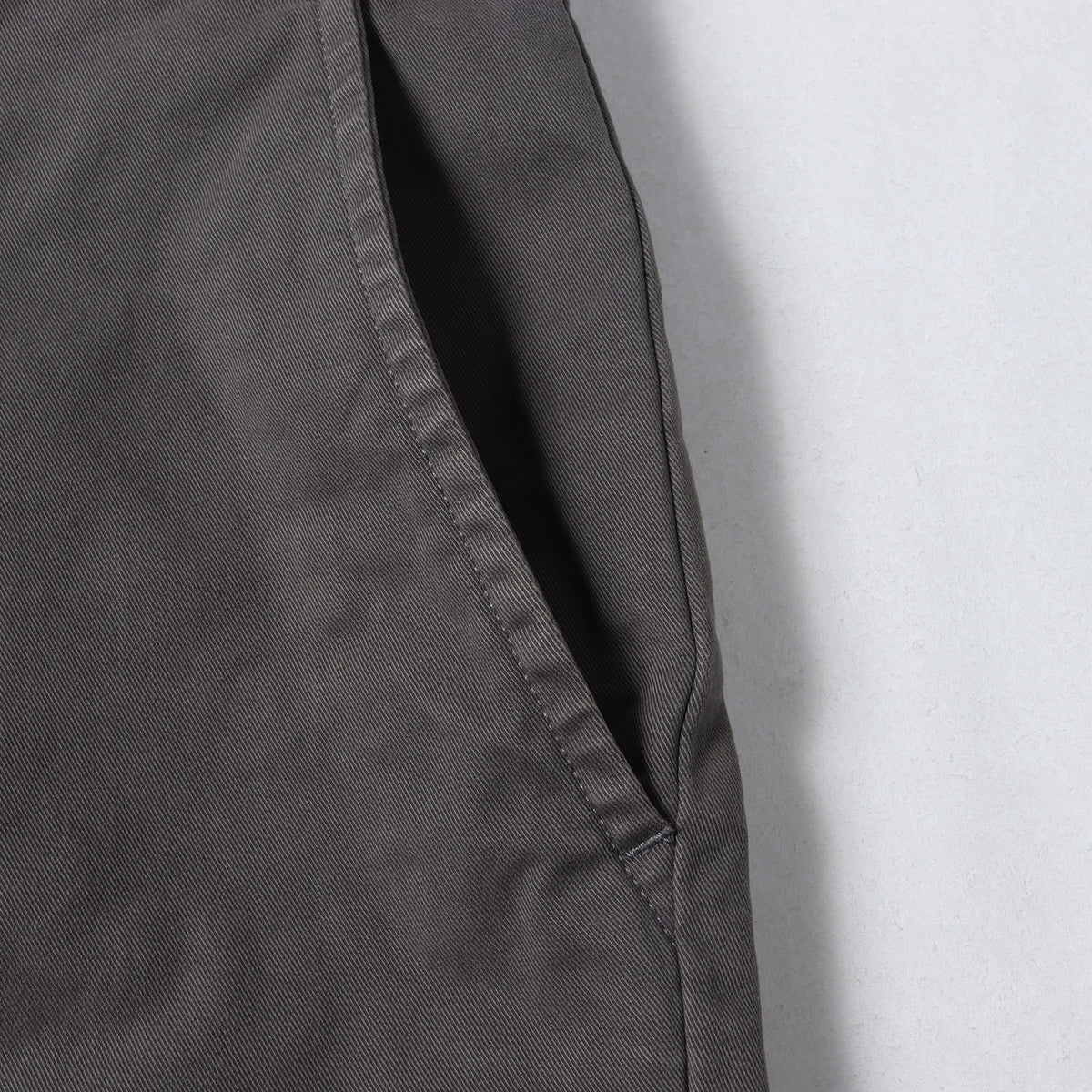 22SS ストレッチ ピーチスキン チノ ショート パンツ / UTILITY TROUSERS