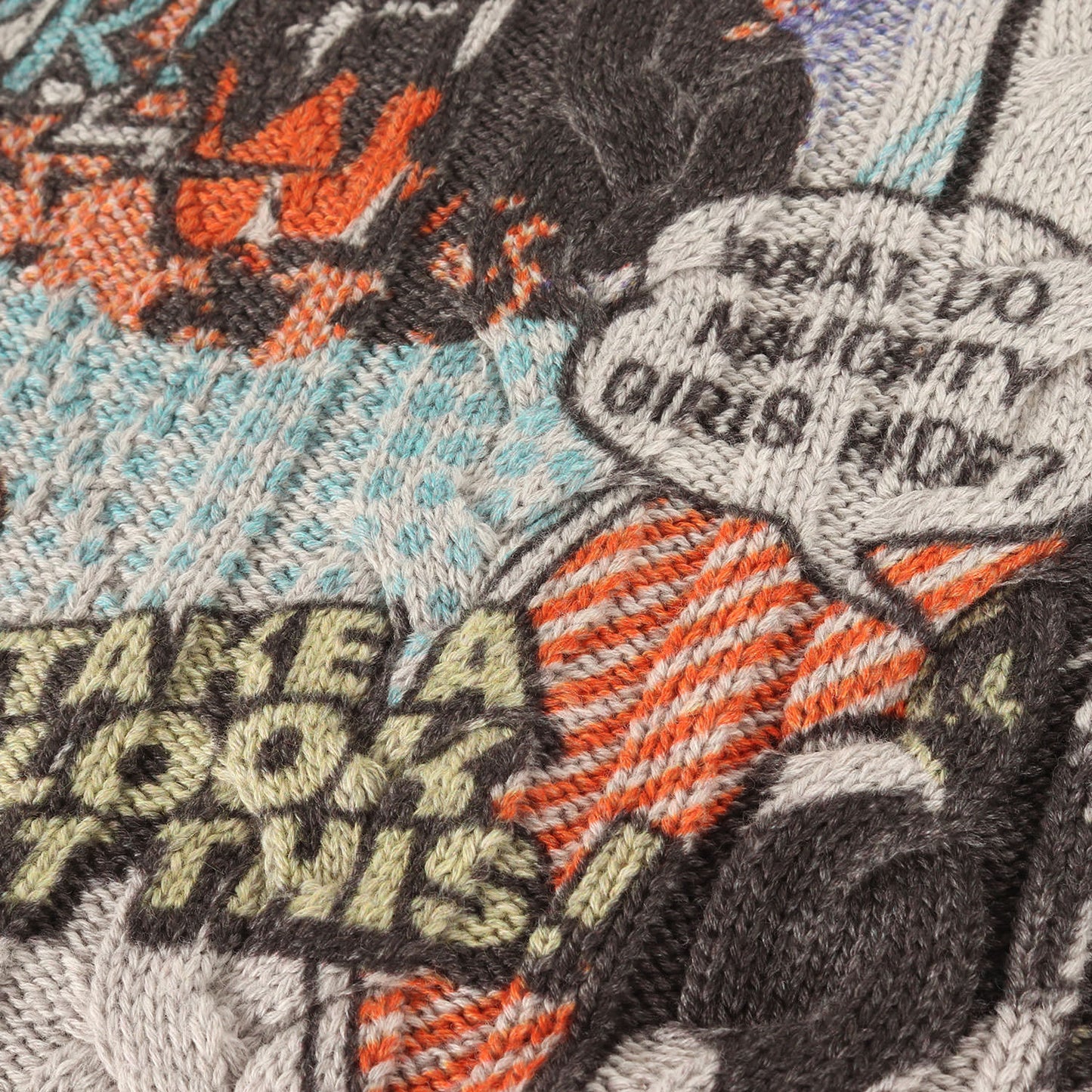 マガジンガール ロゴ 総柄 ケーブル コットンニット セーター (0263NS17)