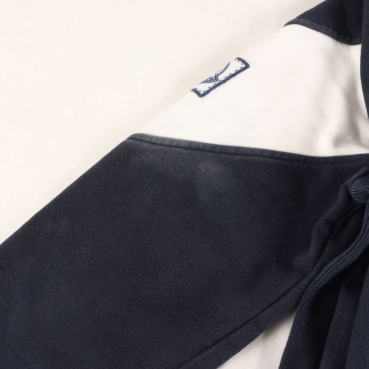 ロゴ ワッペン 刺繍 スウェット トレーナー (C23918009500 8099X)