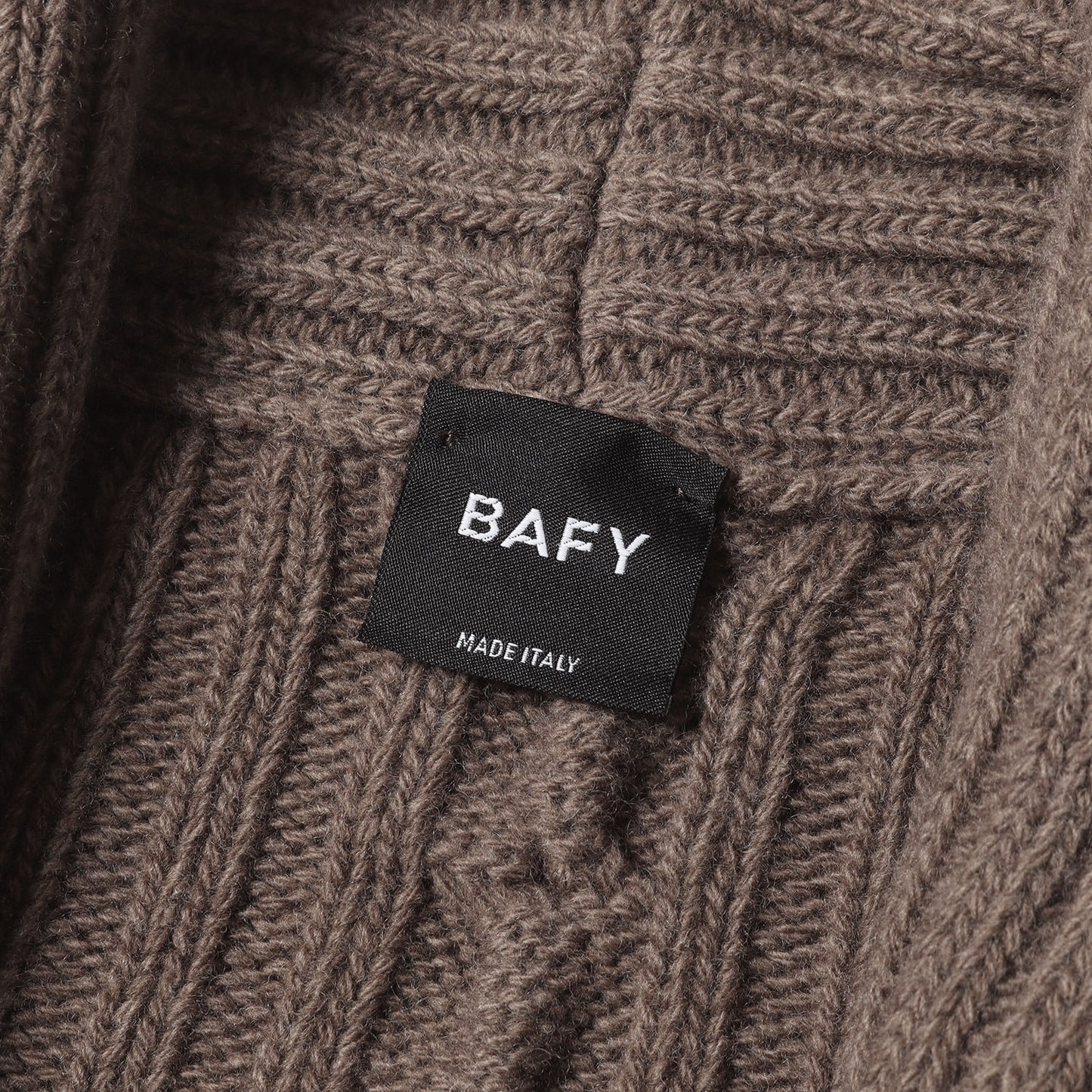 ショールカラー ケーブルニット カーディガン