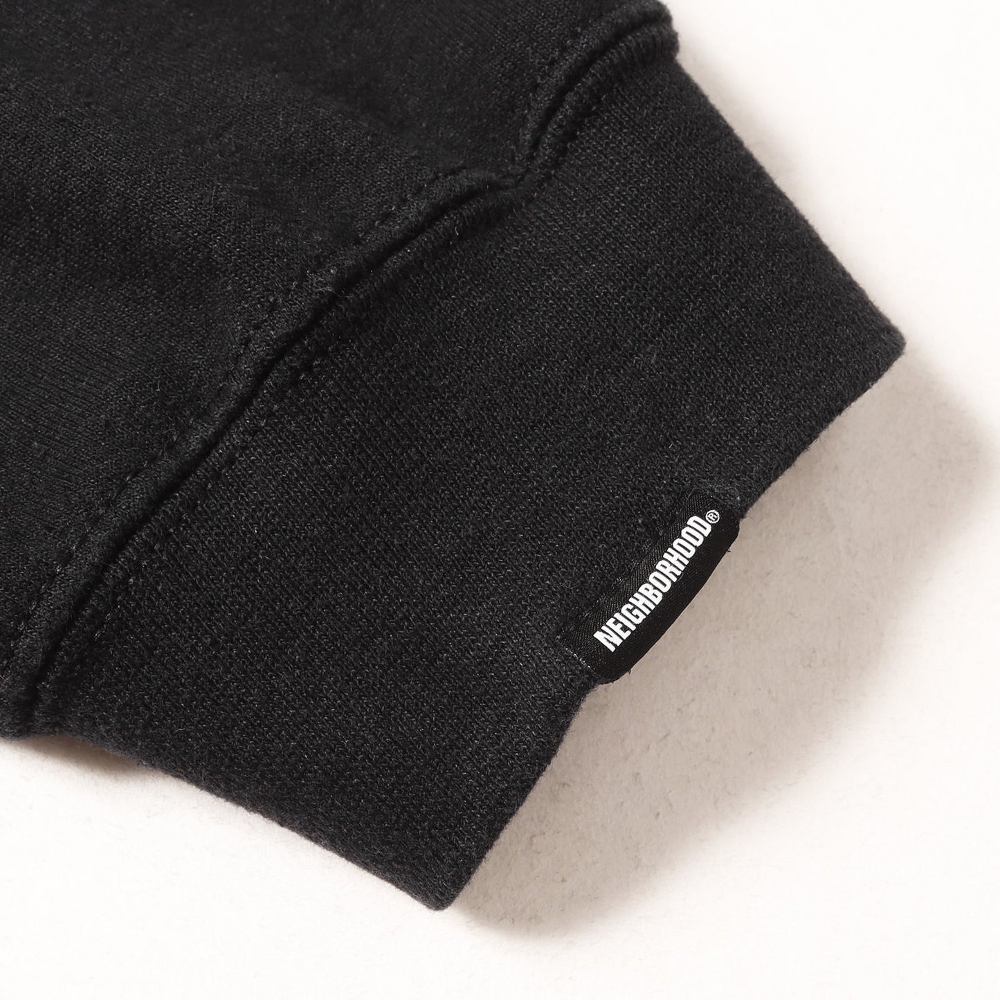 原宿店リニューアル記念 バックスプリットロゴ スウェットパーカー (CI / CE-HOODED . LS)