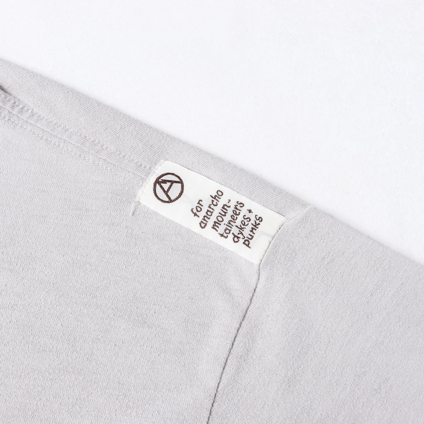 メッセージ ロゴ Tシャツ (Sorry Tee)