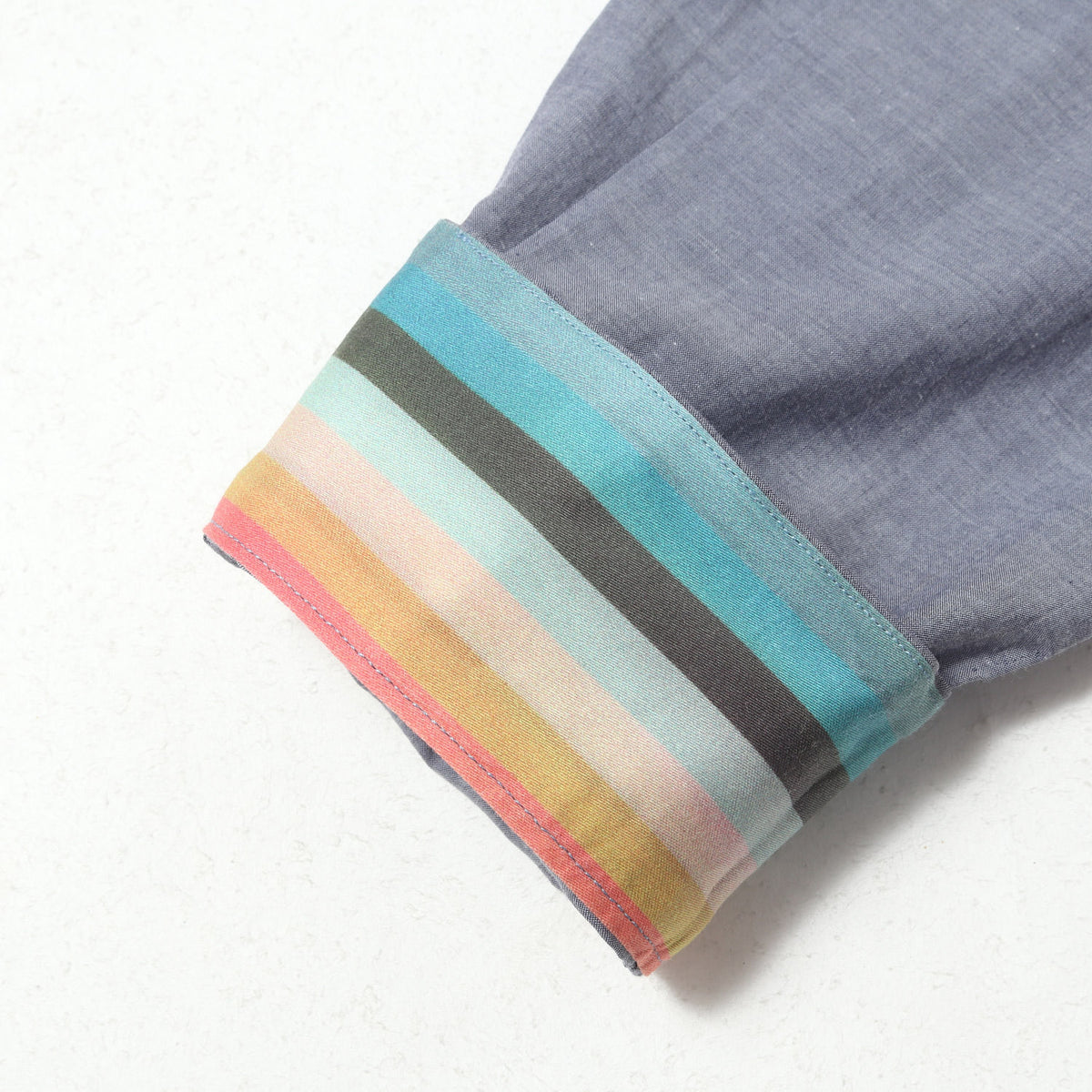 ライン刺繍 シャンブレー ドレス シャツ (EMBROIDERED-LINE CHAMBRAY SHIRT)