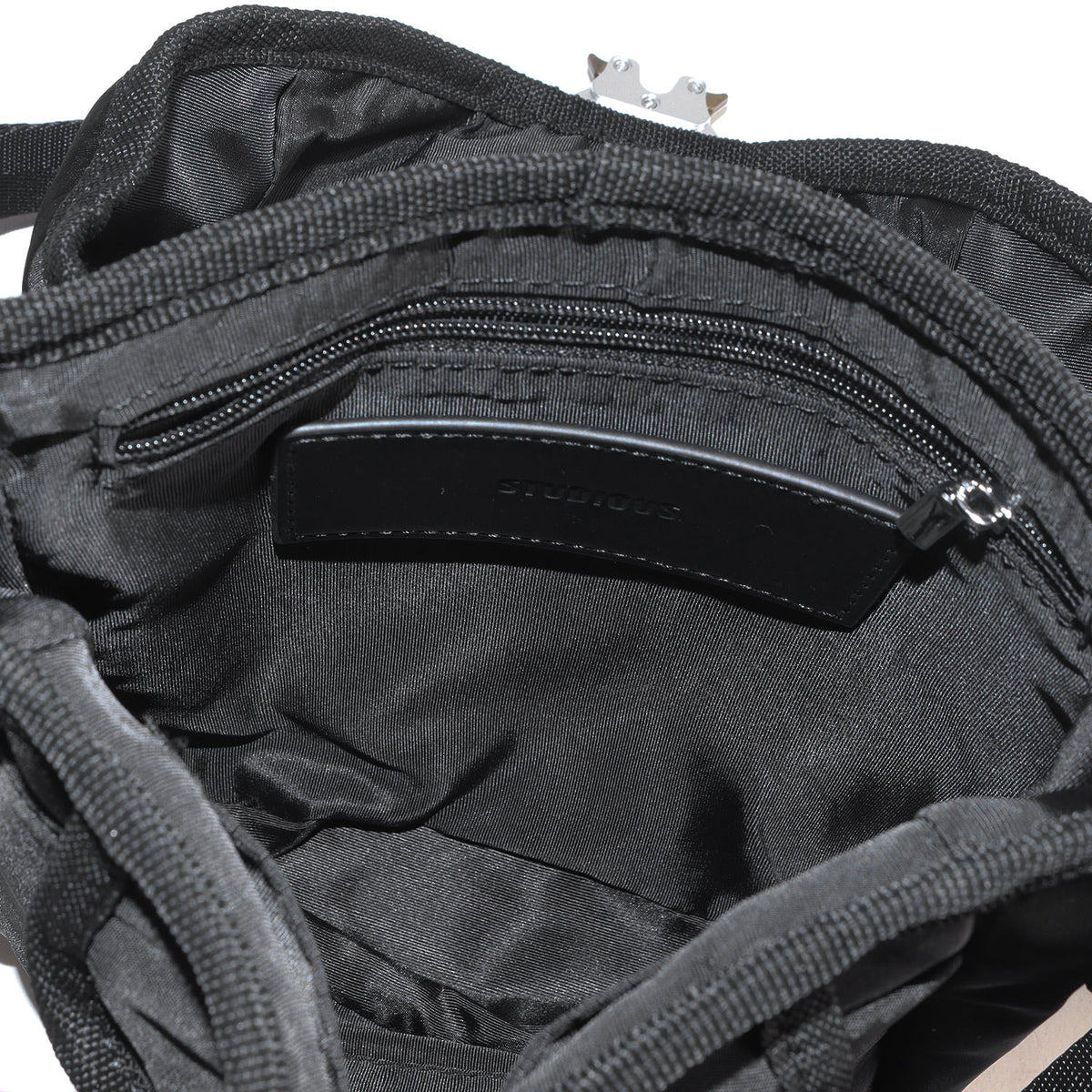 現行モデル ローラーコースター ショルダーバッグ (Hunting shoulder bag)