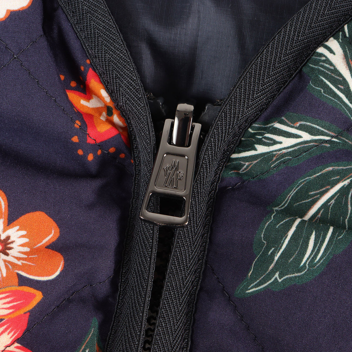26SS フローラルパターン リバーシブル ダウンベスト (FRANQUI GILET)