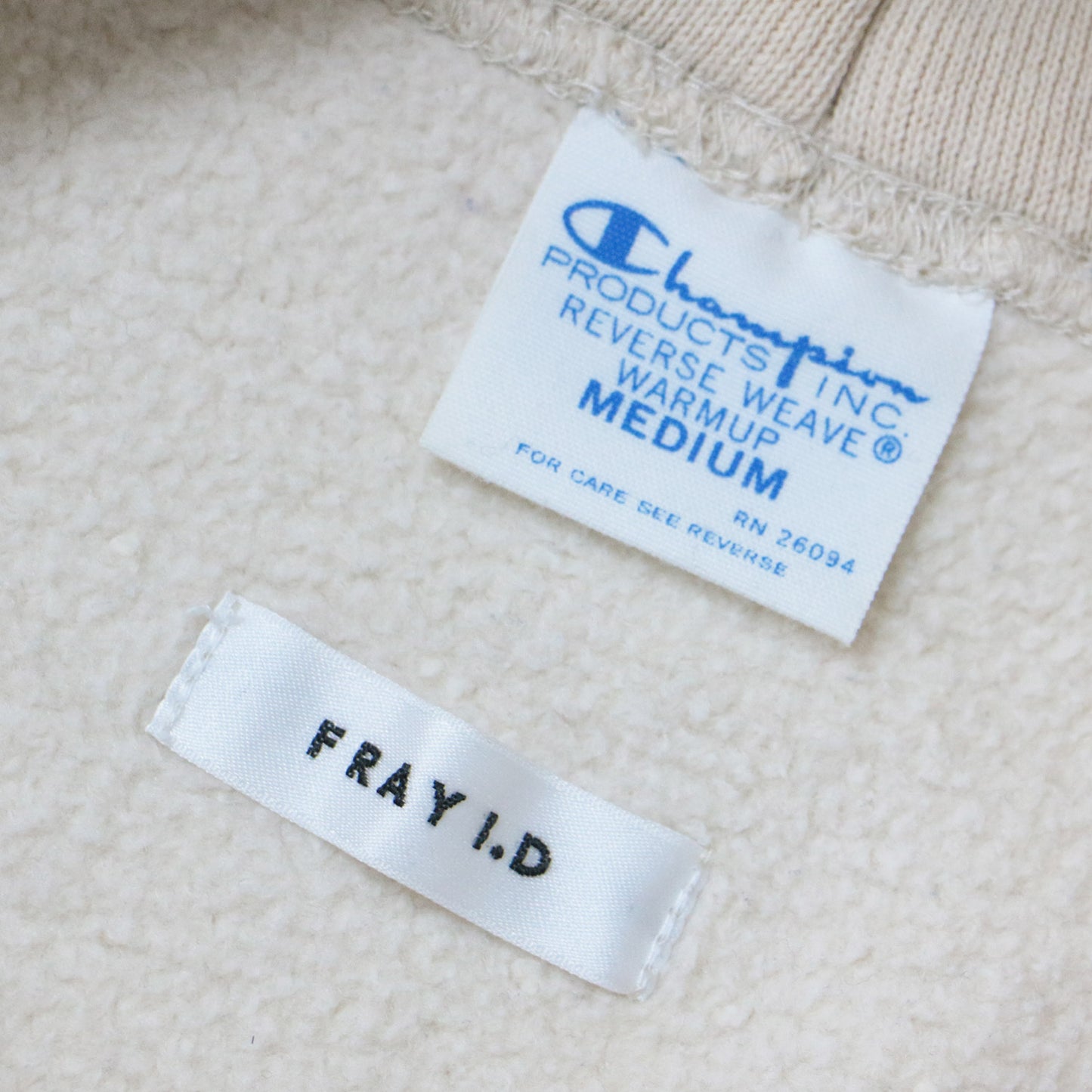 × Champion チャンピオン 別注 パーカー プルオーバー フード フーディー 長袖 スウェット オーバーサイズ 裏起毛 ワンポイント ロゴ コットン 綿 ポリエステル 230421