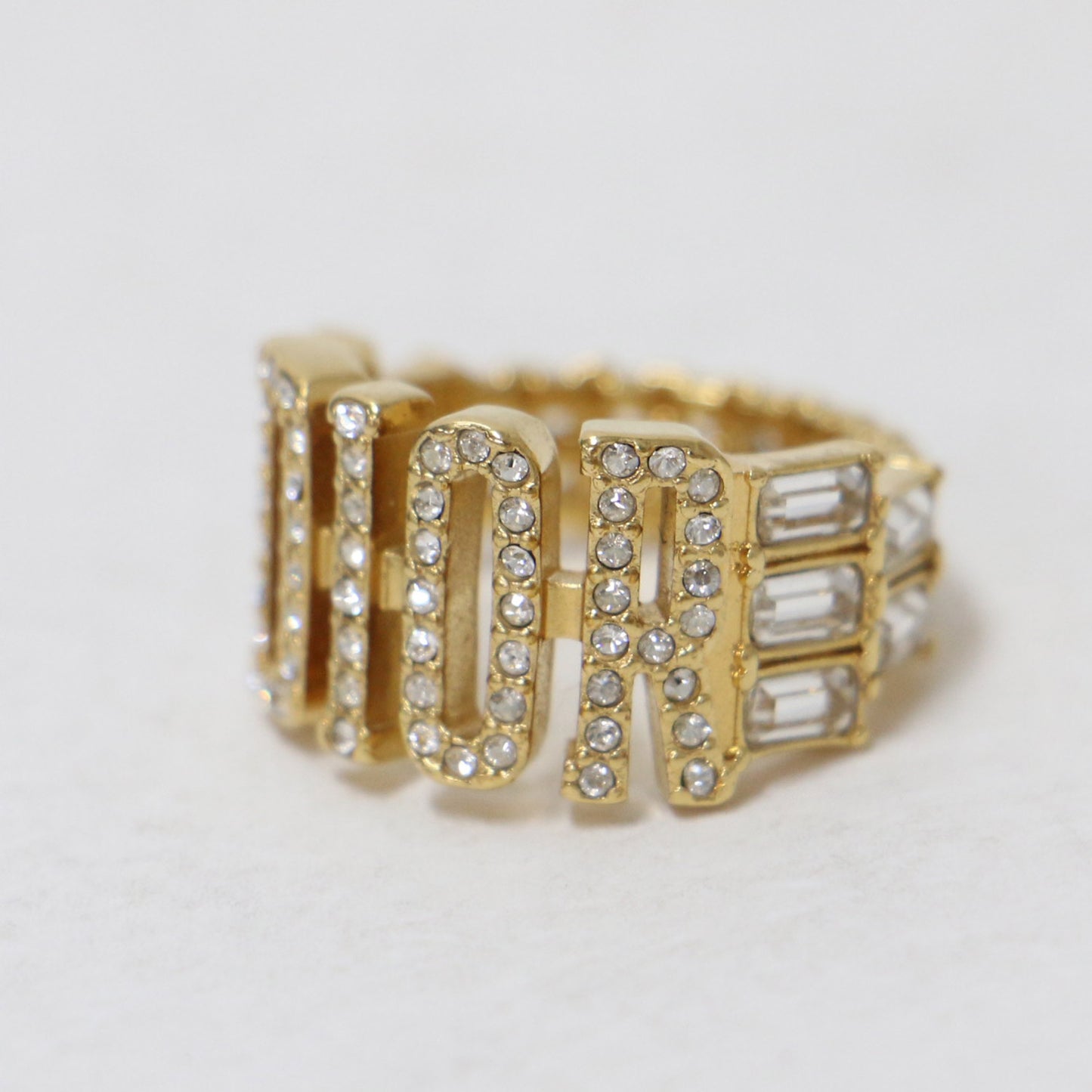 リング 指輪 ロゴ ラインストーン ビジュー 240502