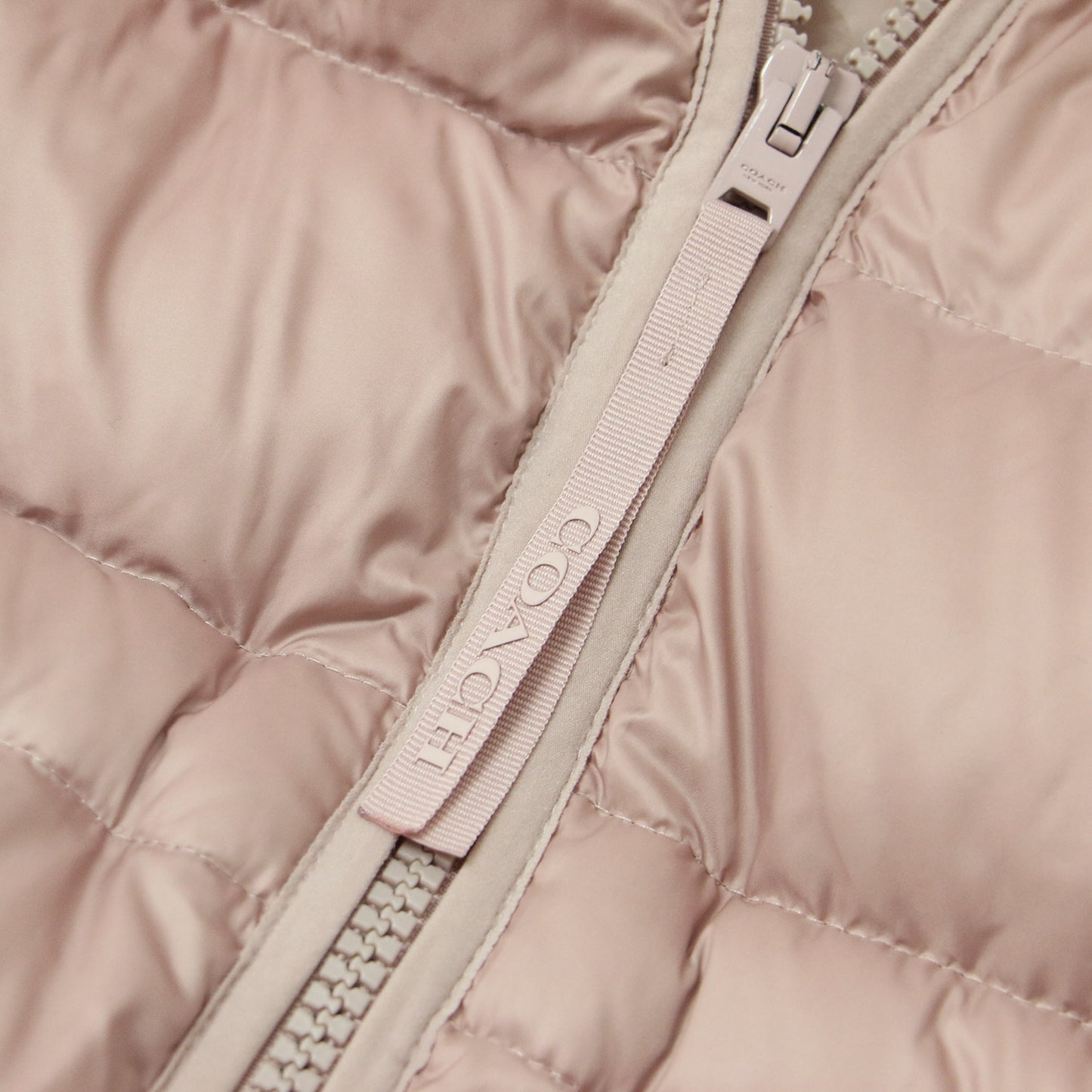 アウター コート ロング ダウン 中綿 スタンドカラー フード フーディー 2WAY ファスナー ボア ドローストリング 耐水 ポリエステル 240503