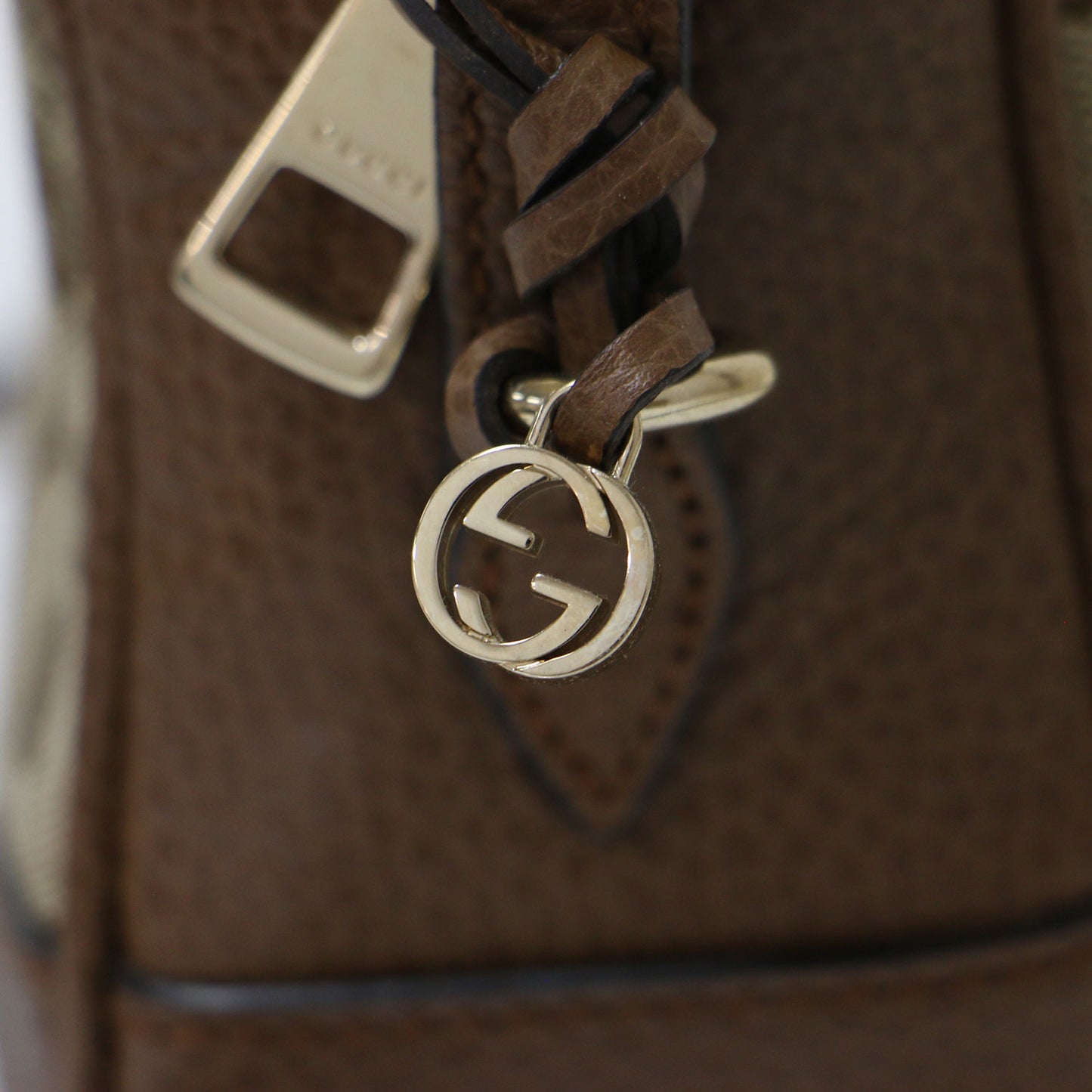 GGキャンバス レザー ショルダーバッグ 449413 / ポシェット スクエア 241104